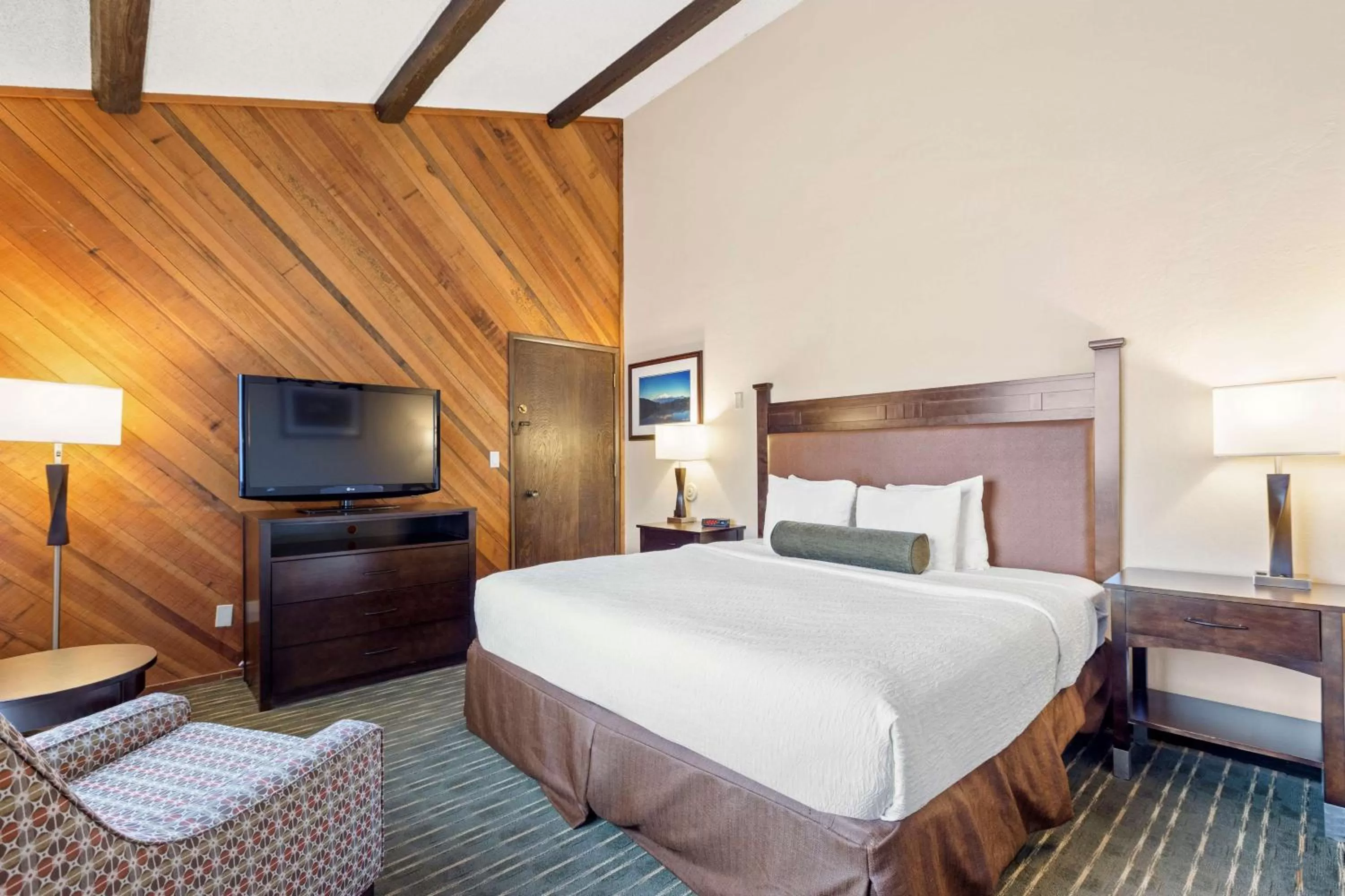 Bedroom, Bed in Best Western Plus Tree House