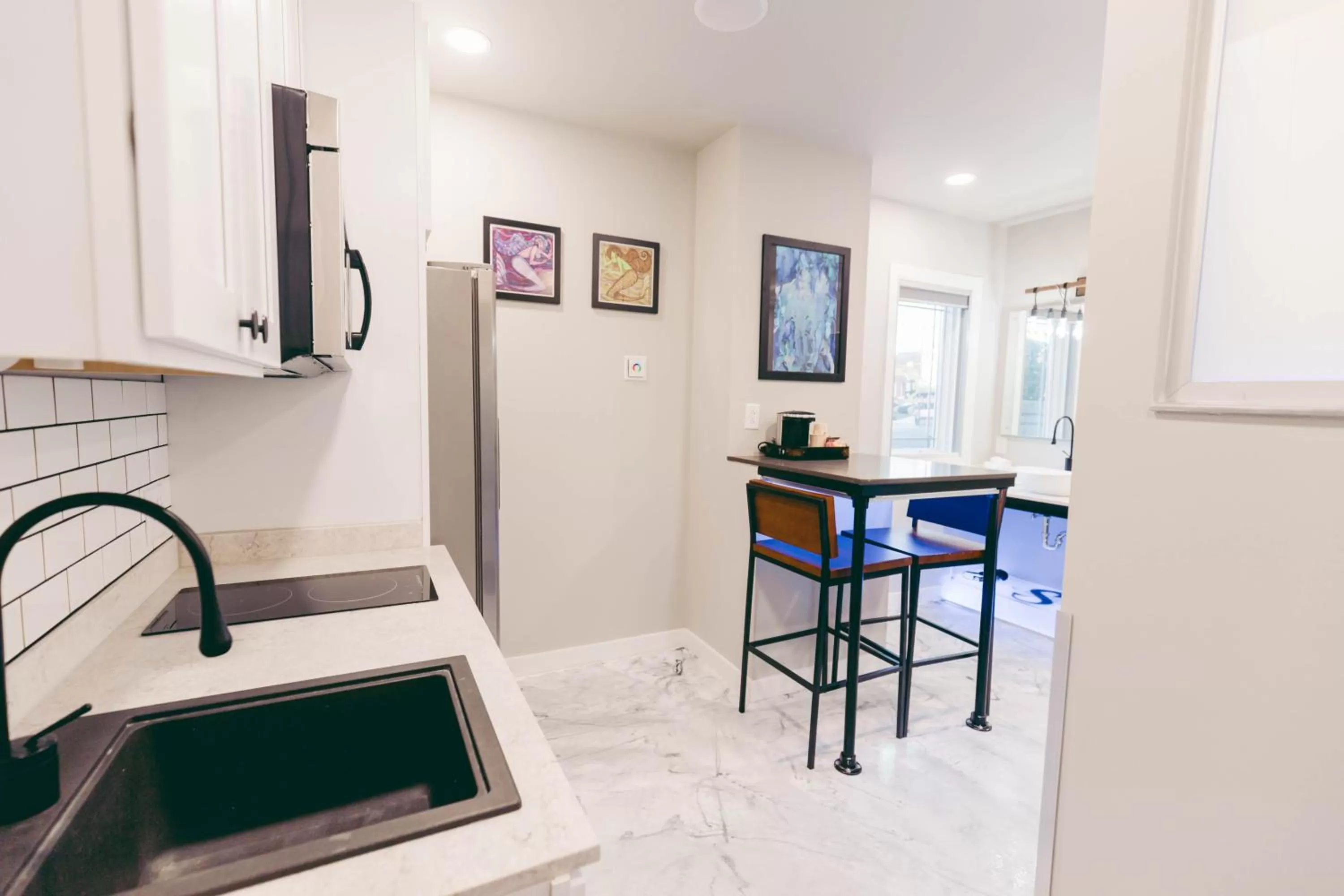 River Sirens Hotel-Contactless Check in Hotel