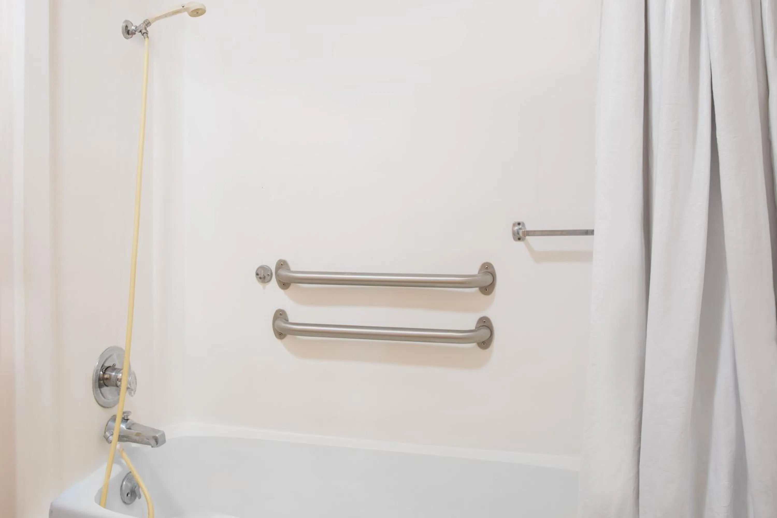 Bathroom in Knights Inn - Augusta