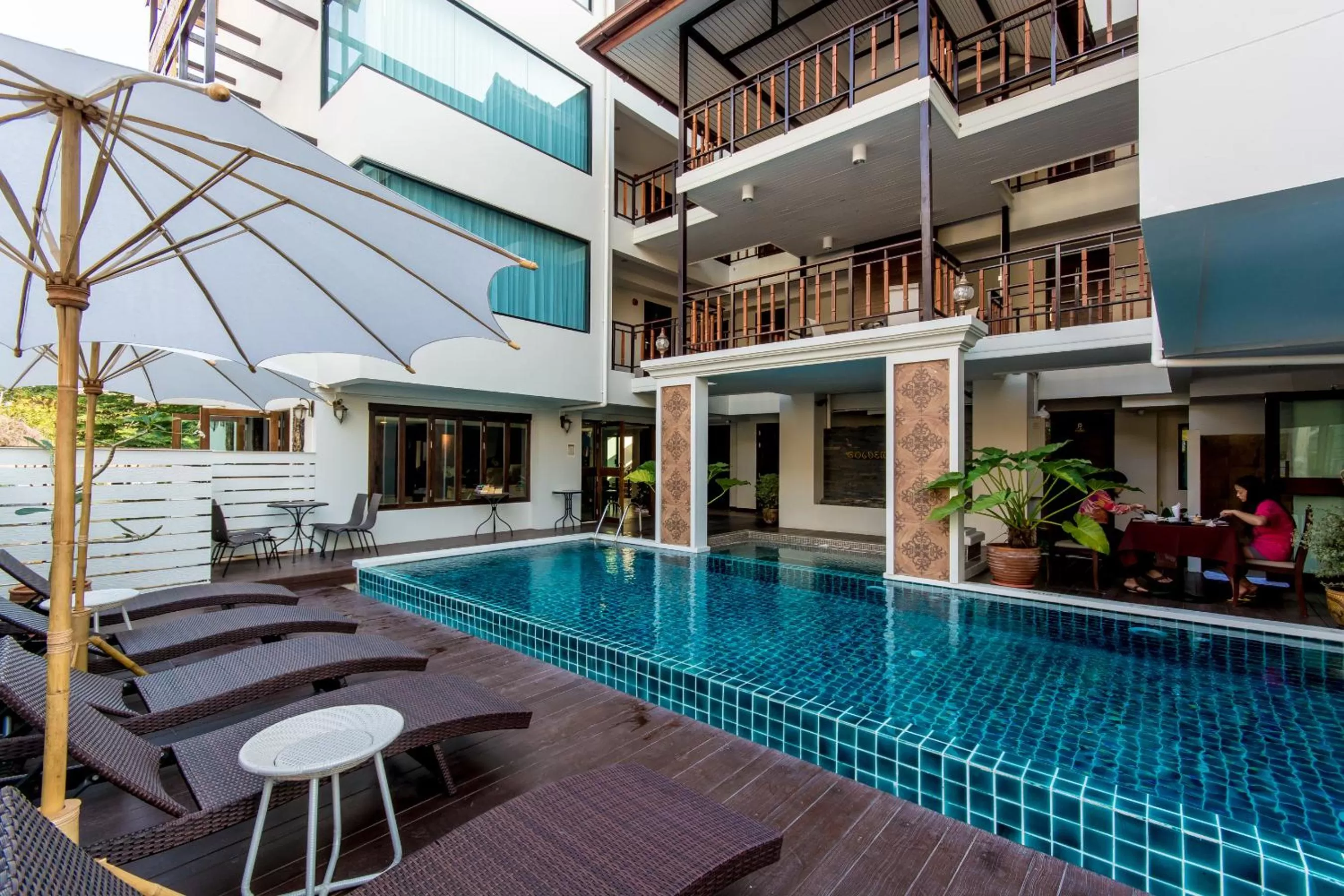 Swimming pool in Goldenbell Hotel Chiangmai