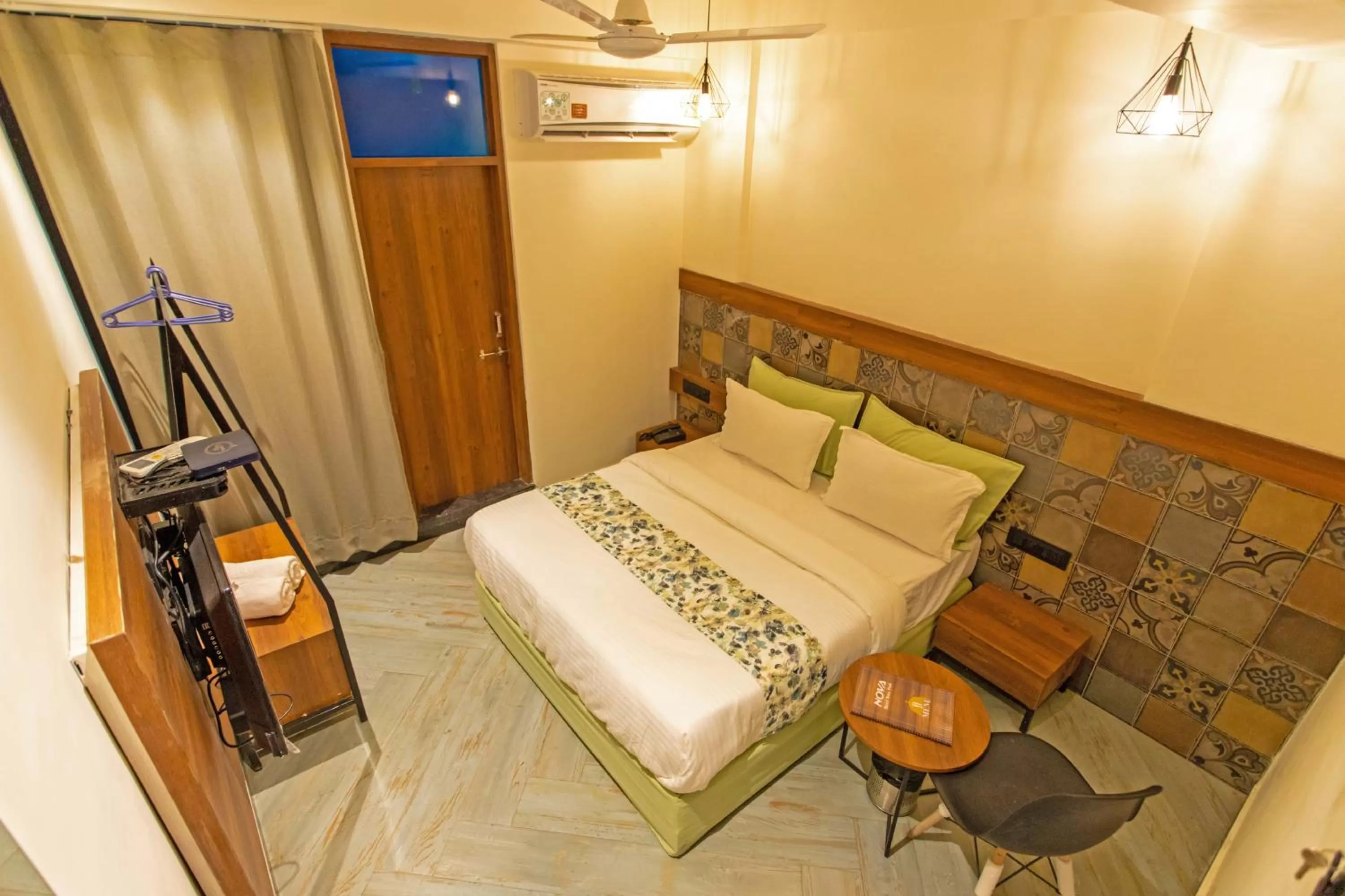 Bedroom, Bed in Nova Park