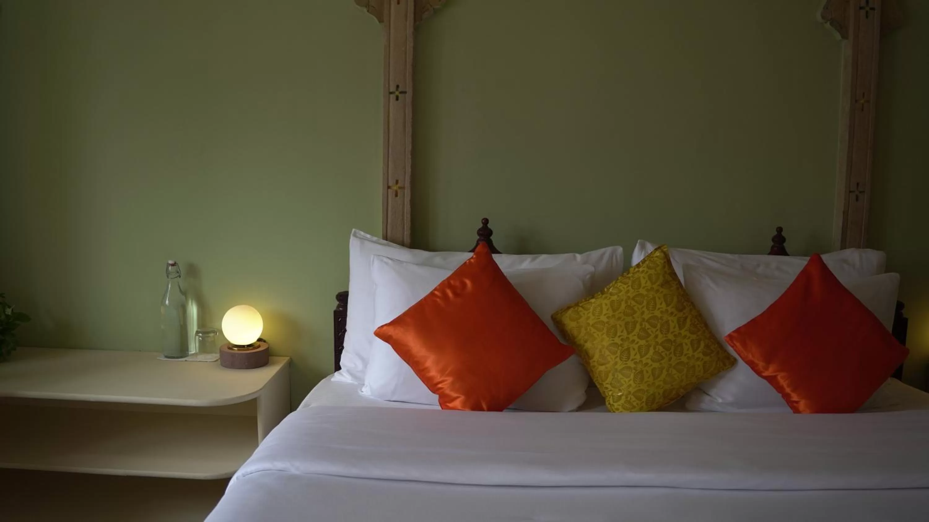 Bed in The Stepwell Hotel