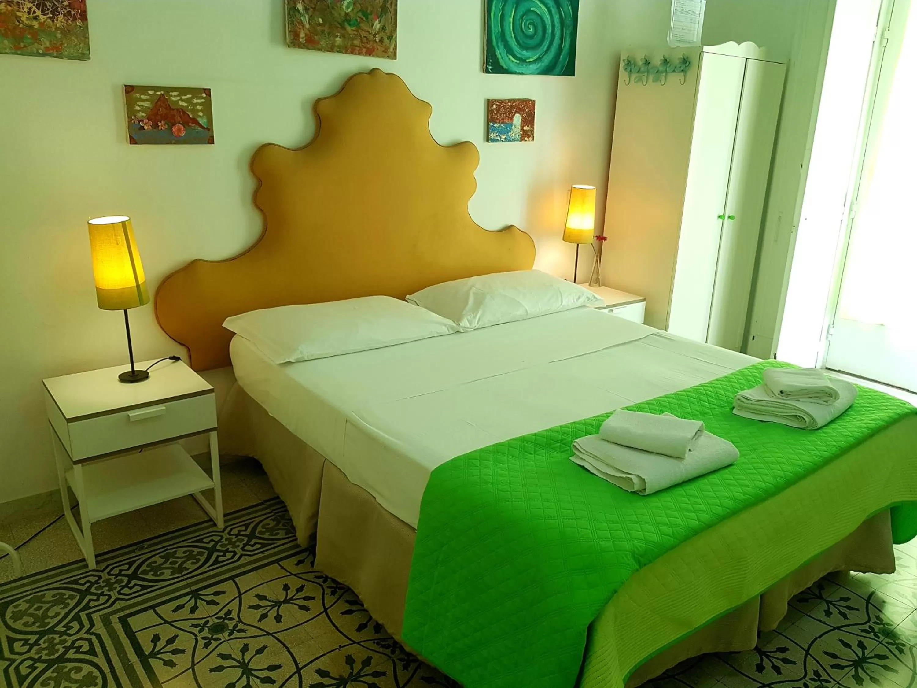 Photo of the whole room, Bed in B&B Platamon