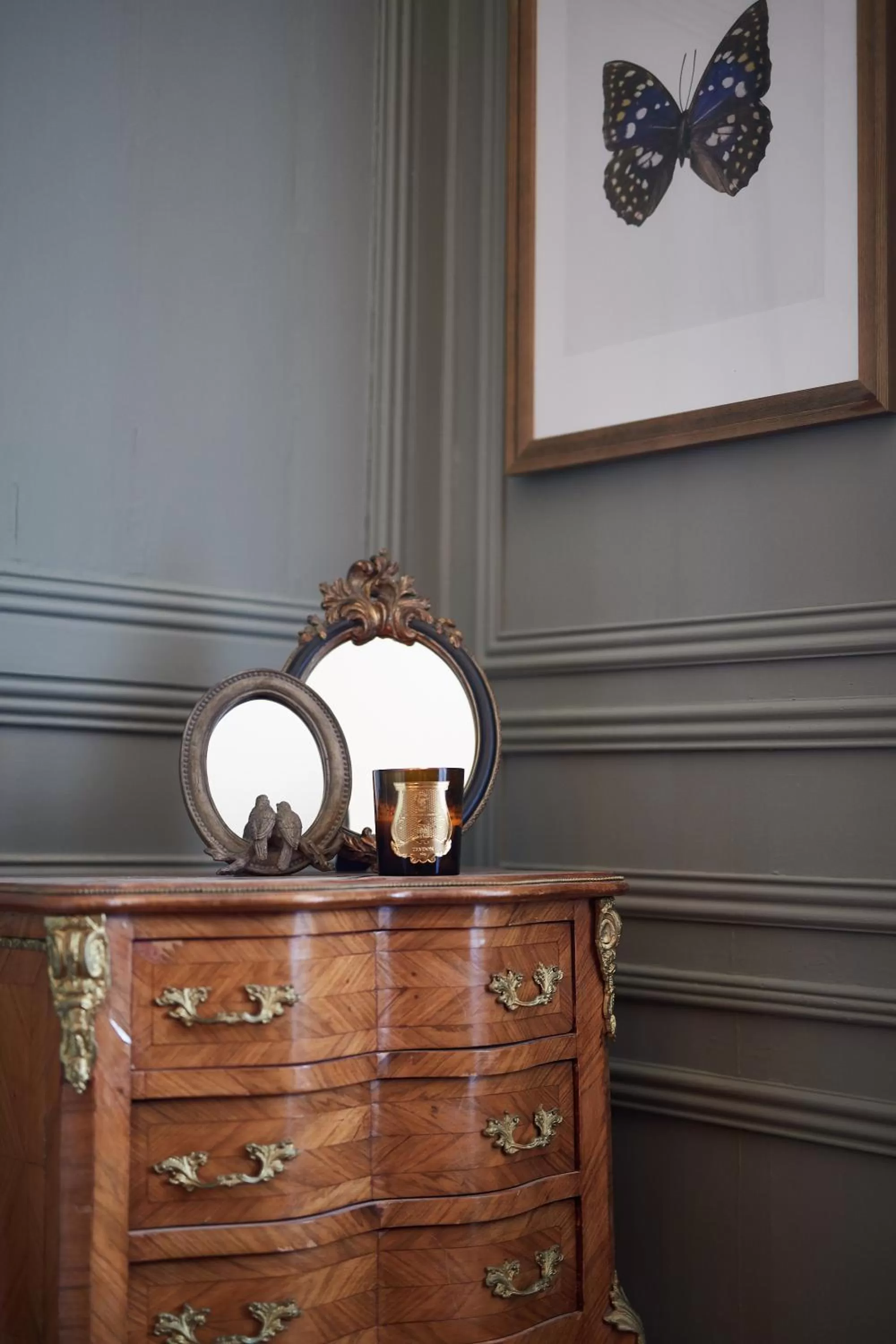 Decorative detail in la_grande_guerais