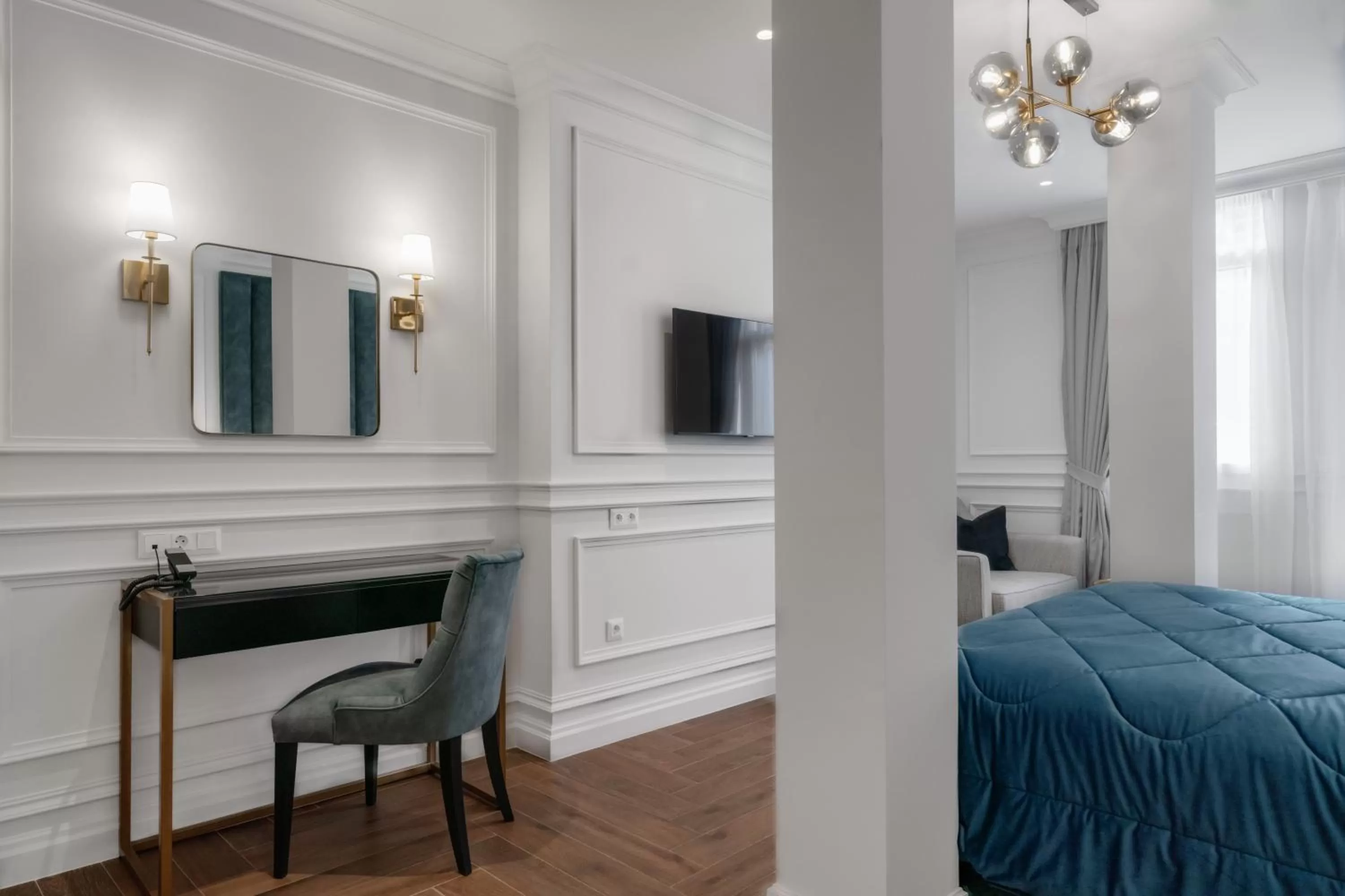 TV and multimedia, Bed in Praxitelous Luxury Suites