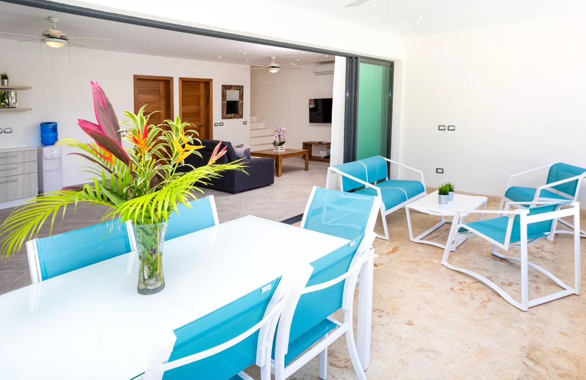 Balcony/Terrace, Dining Area in Louisa Aparthotel