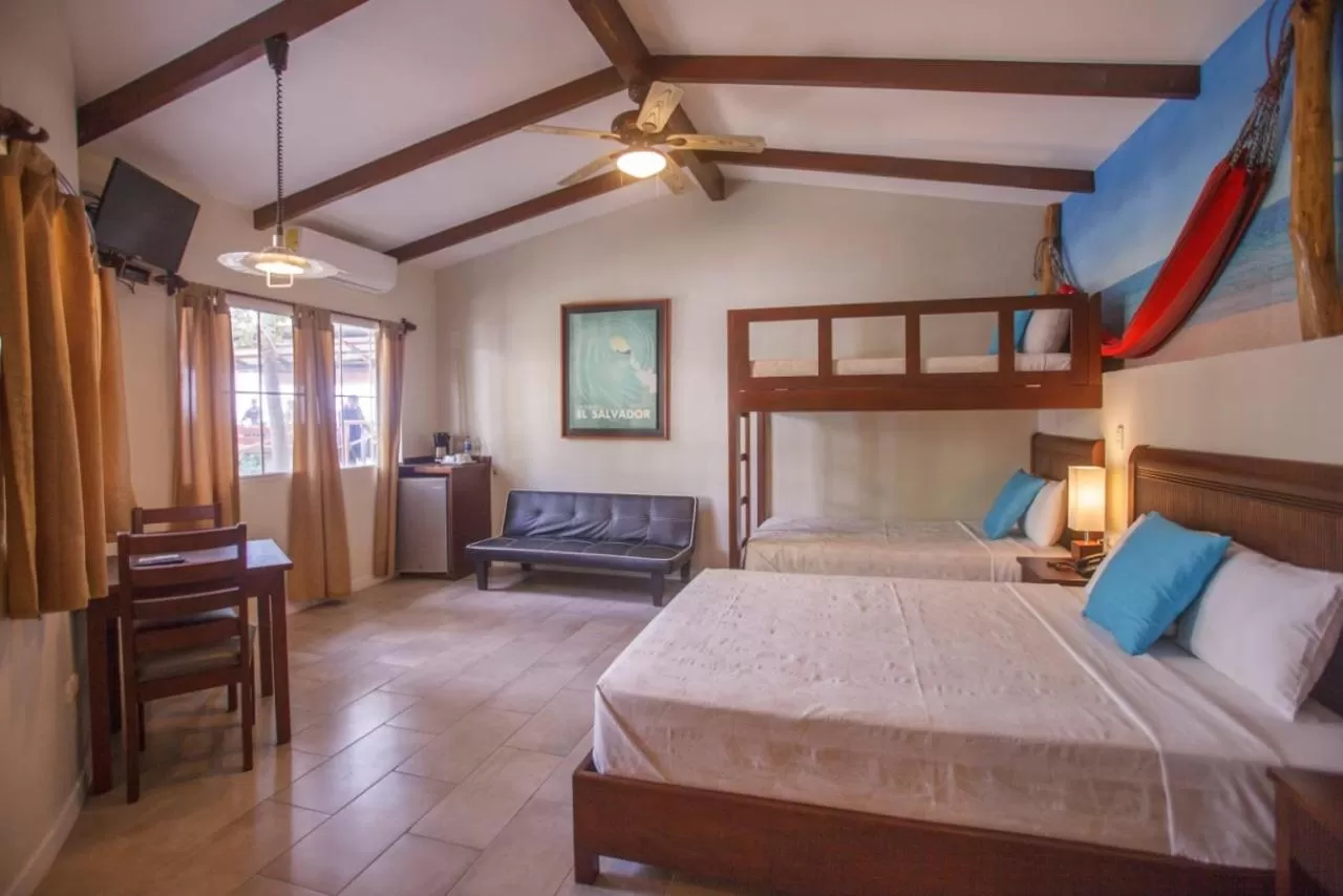 Deluxe Triple Room in Hotel Roca Sunzal