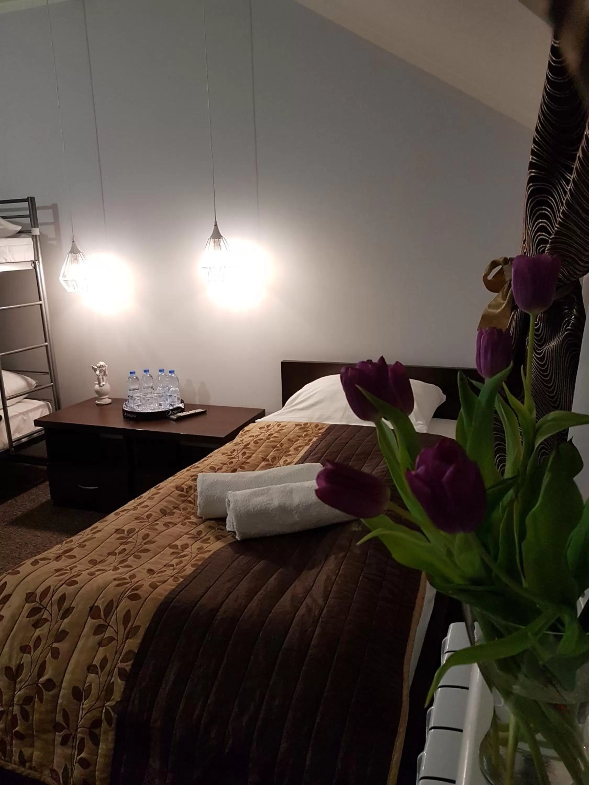 Quadruple Room with Private Bathroom in Pokoje Bakos Radocza