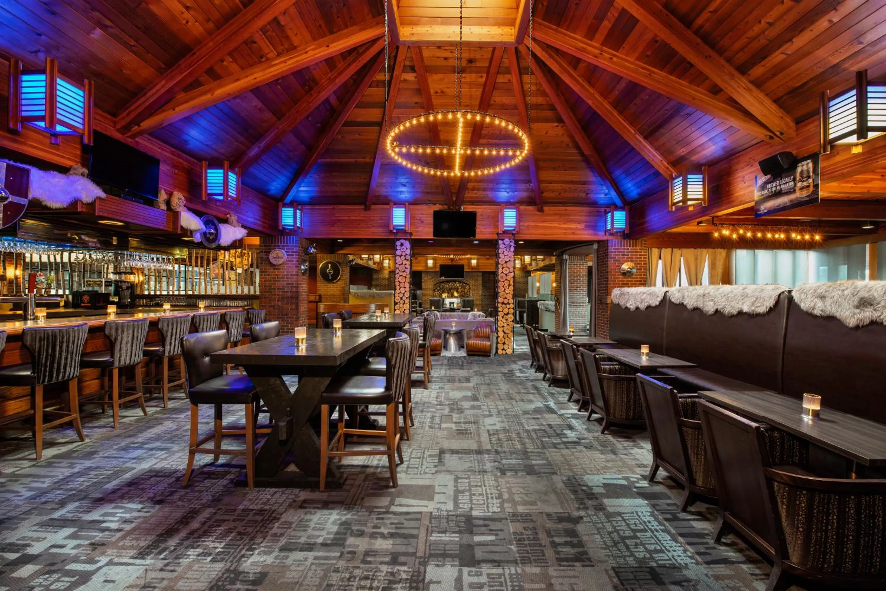 Restaurant/places to eat in Valhalla Hotel & Conference Centre