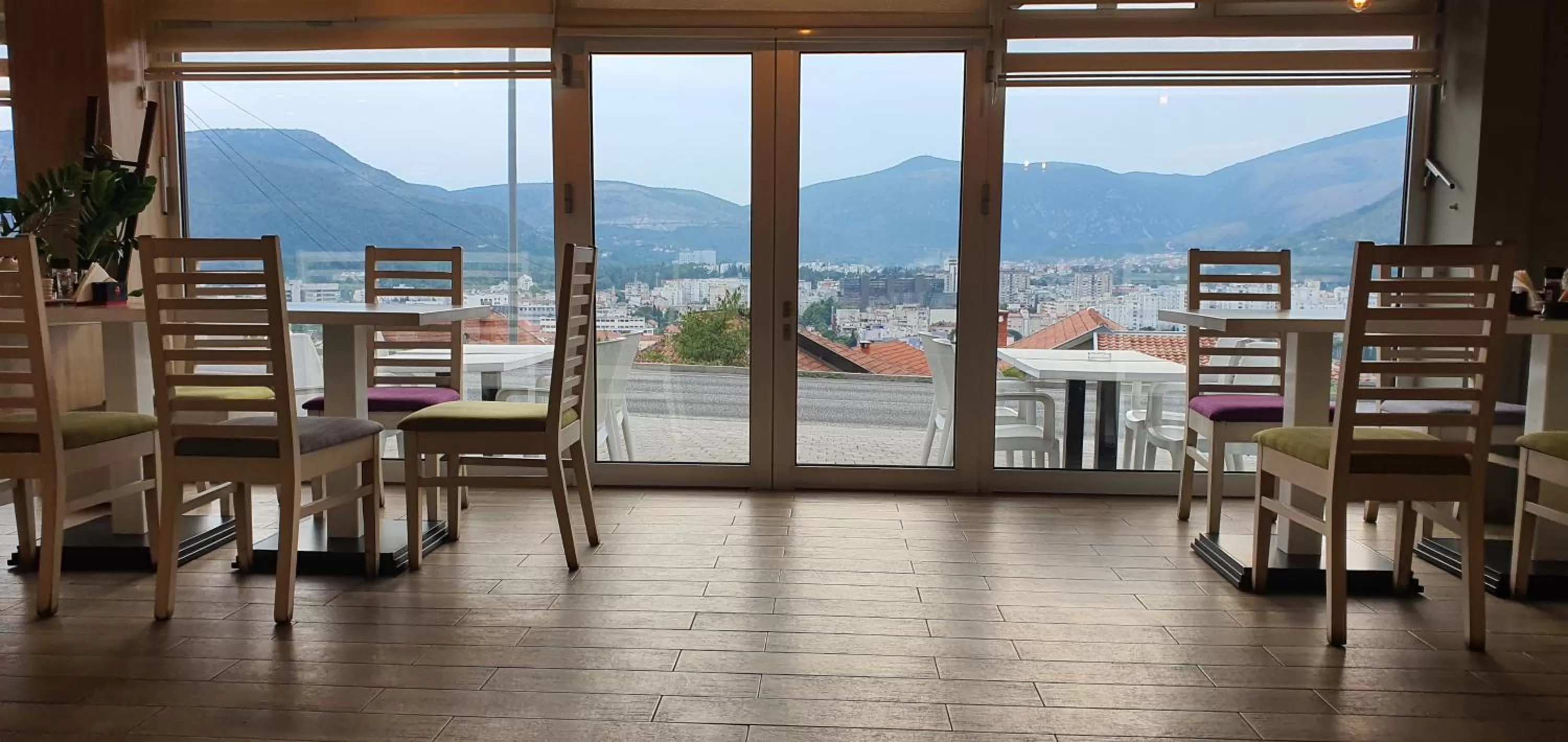 Restaurant/places to eat, Mountain View in Hotel Rivero A&S