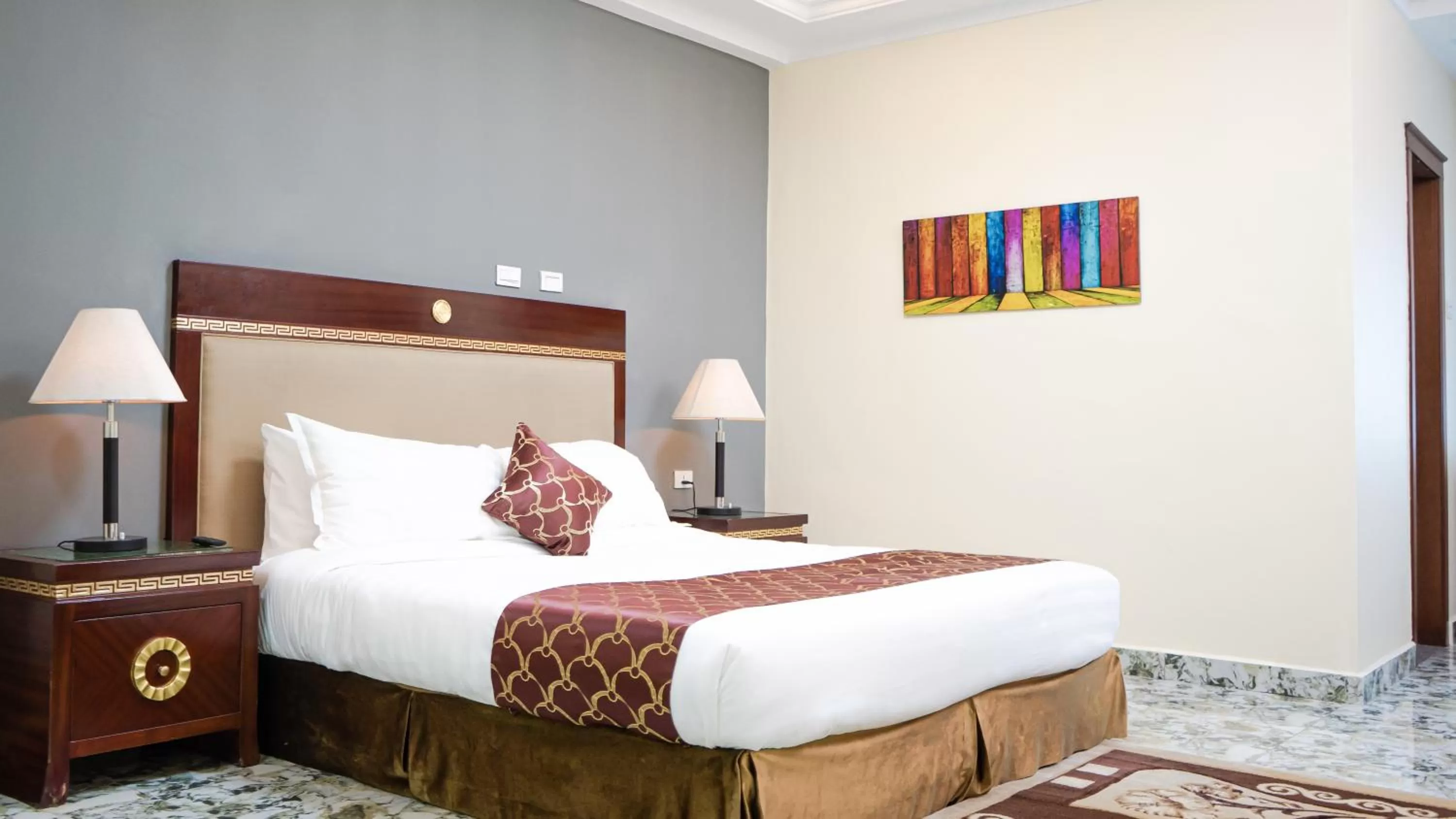 Bed in Dabi Hotel & Apartments