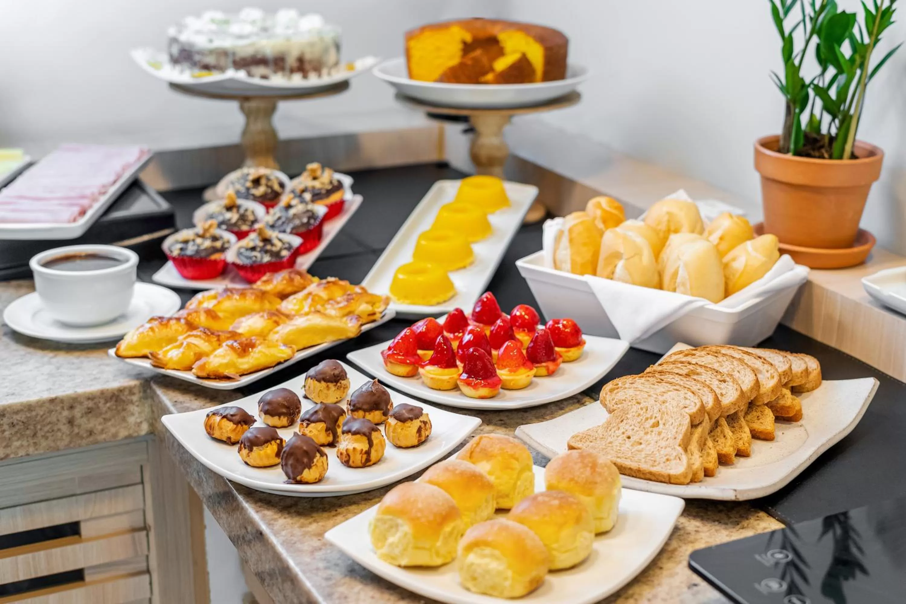 Breakfast in Matiz Niterói Design Hotel