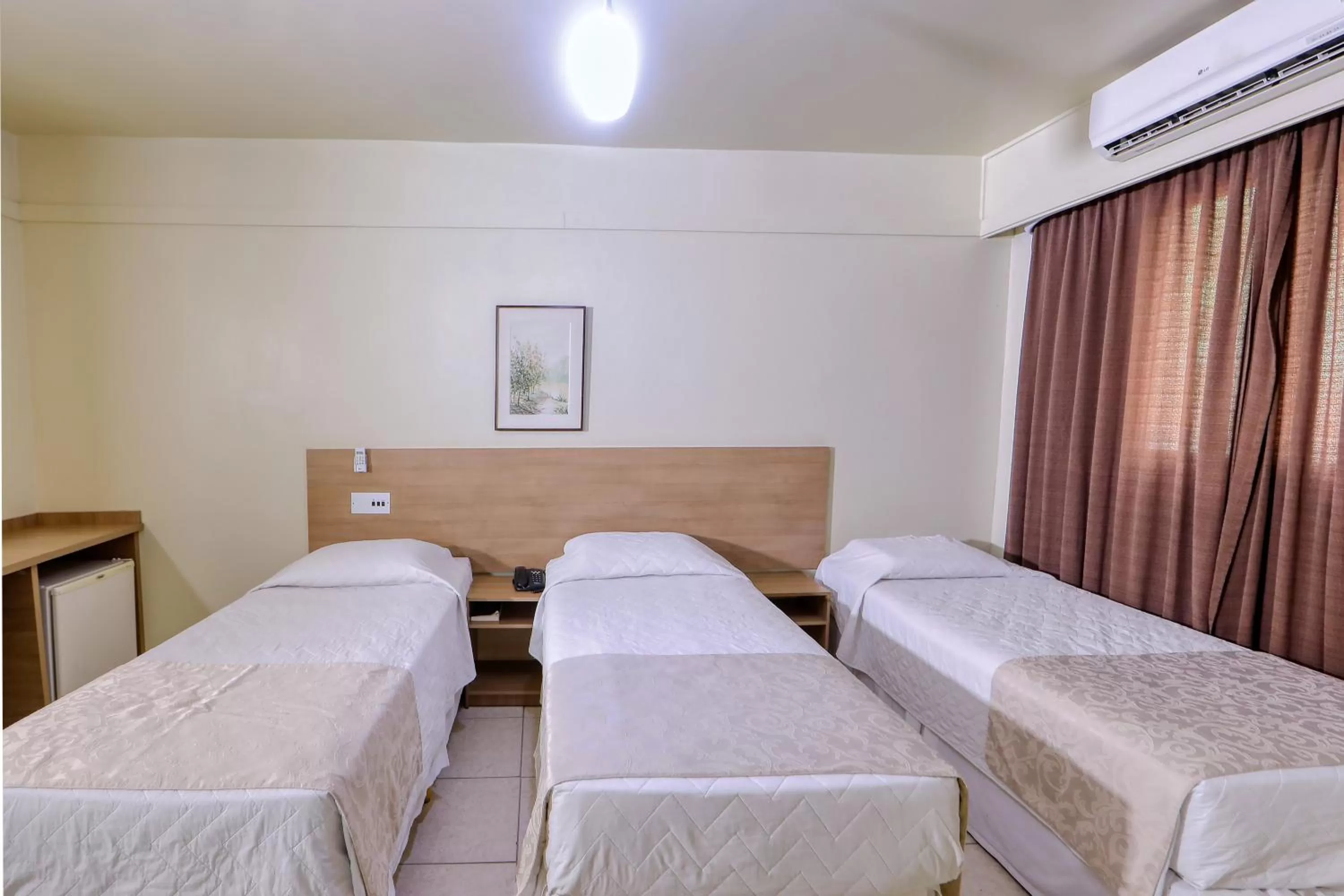Bedroom, Bed in Hotel Colonial Iguaçu