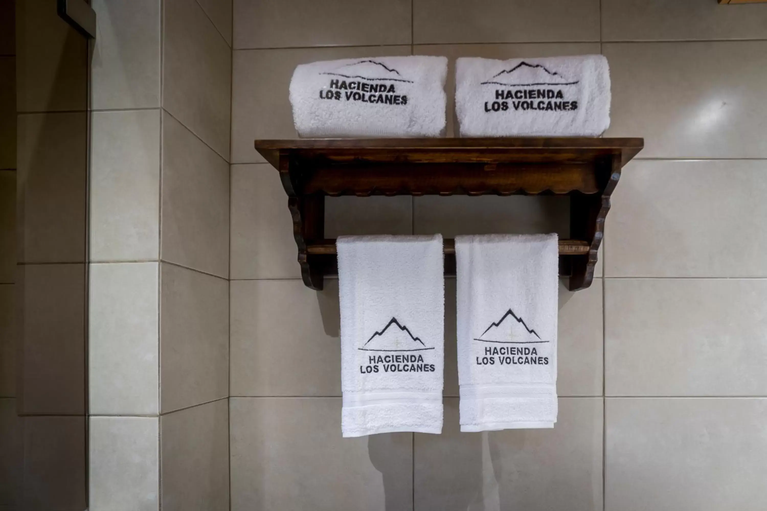 Deluxe King Room in HOTEL Y RESTAURANTE HACIENDA LOS VOLCANES Deluxe King Room in HOTEL Y RESTAURANTE HACIENDA LOS VOLCANES