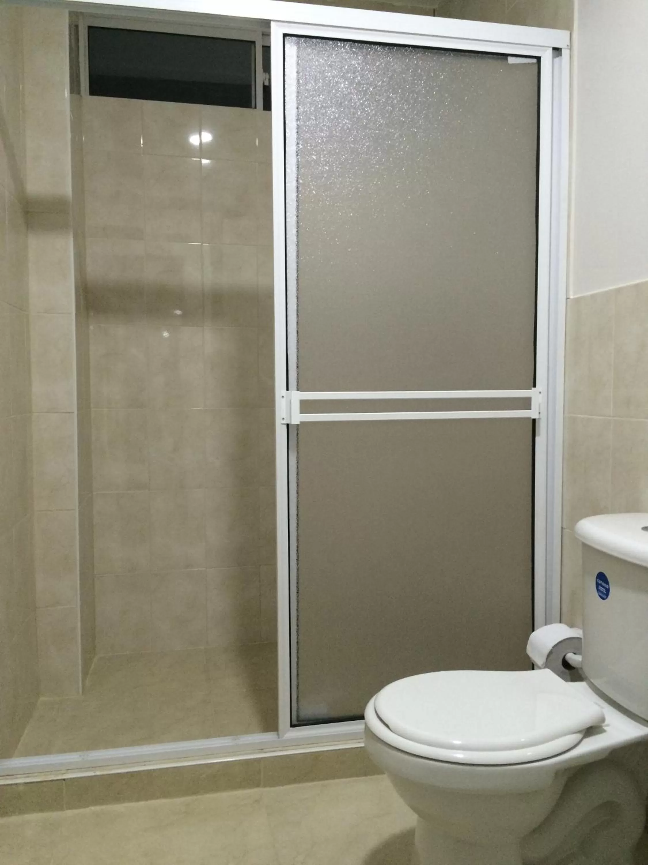 Bathroom in Caribbean Island Hotel Piso 2