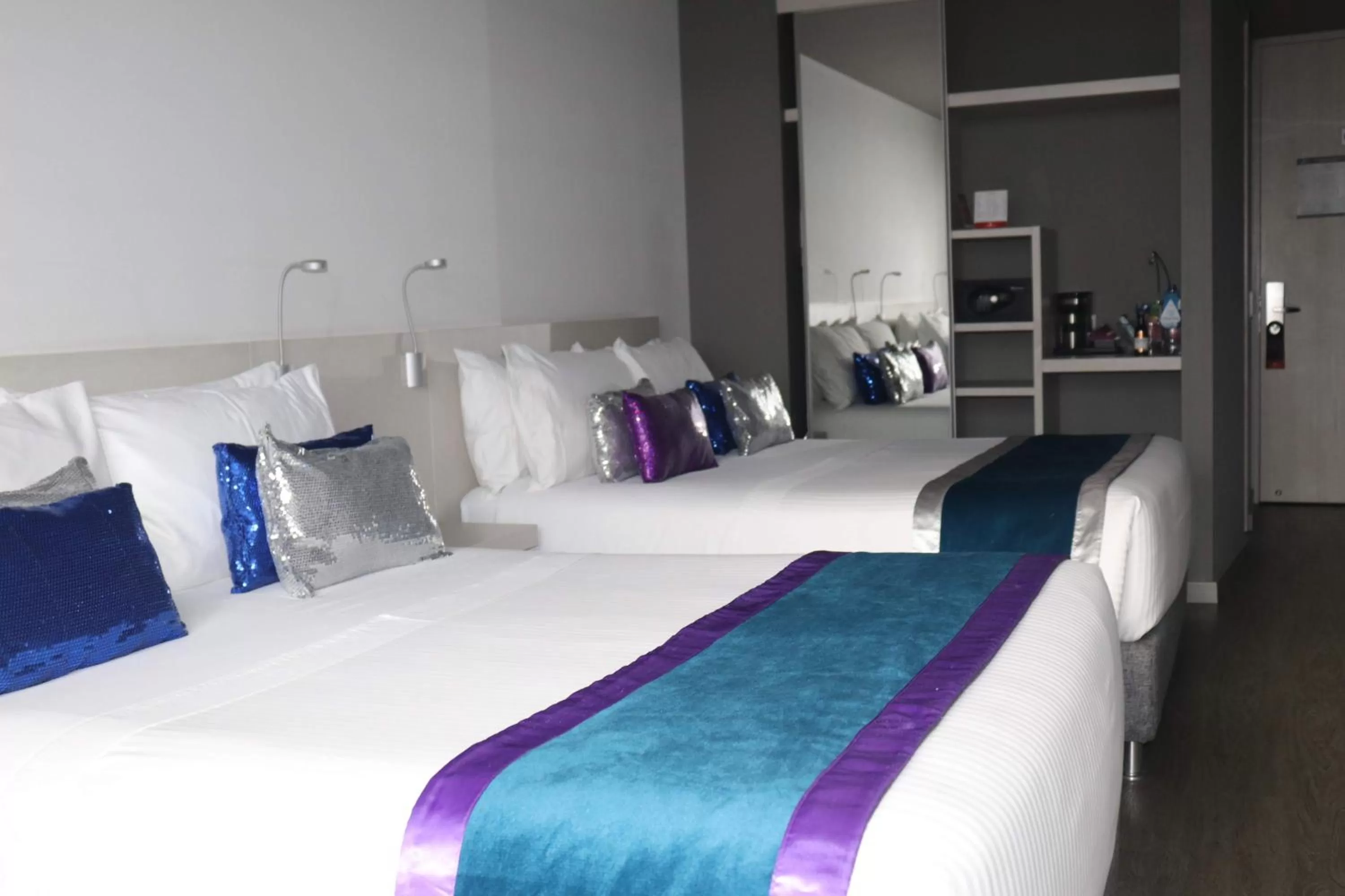 Photo of the whole room, Bed in Hotel Black Tower Premium