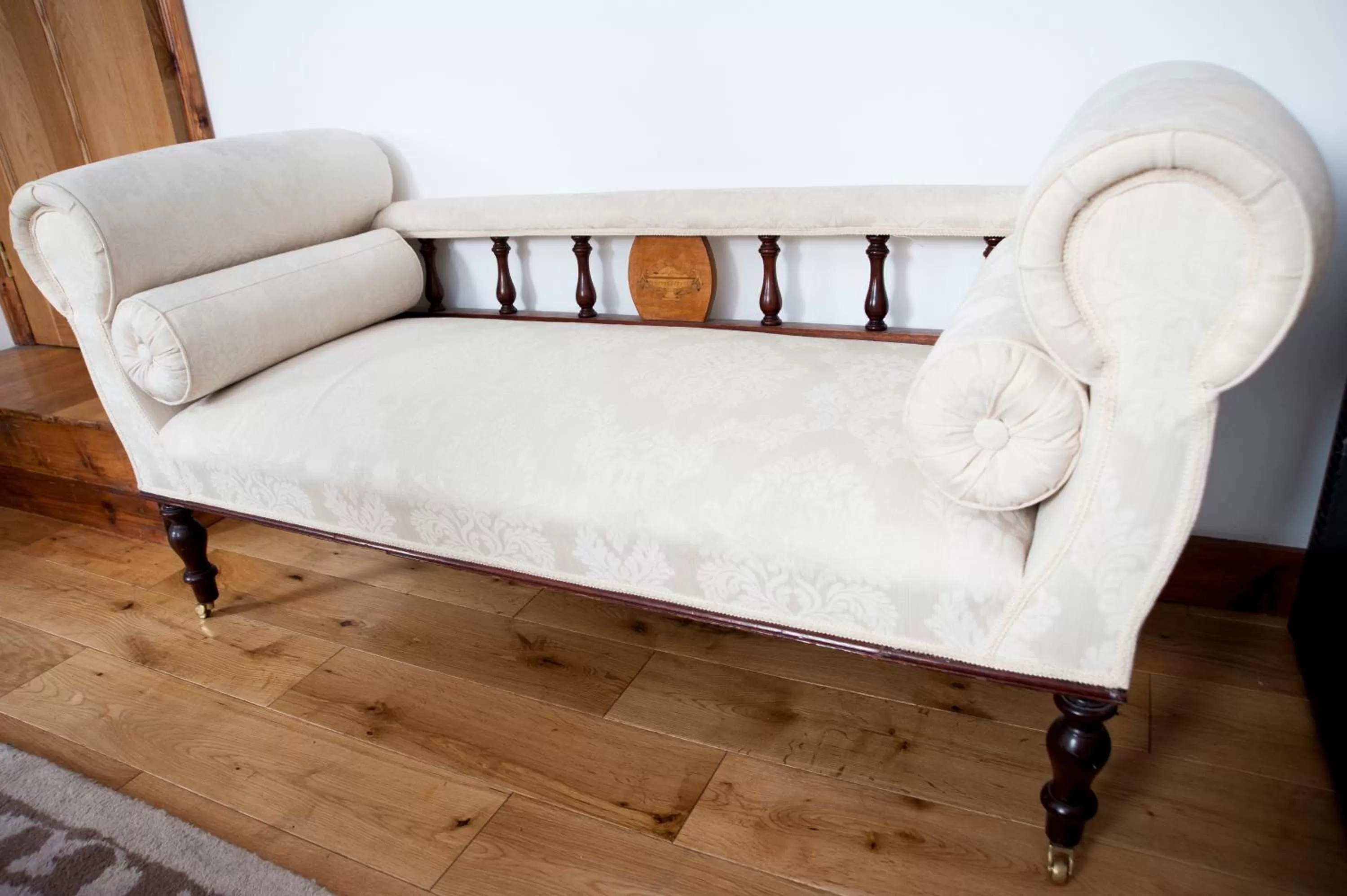 Bed in Molland Manor House Bed & Breakfast