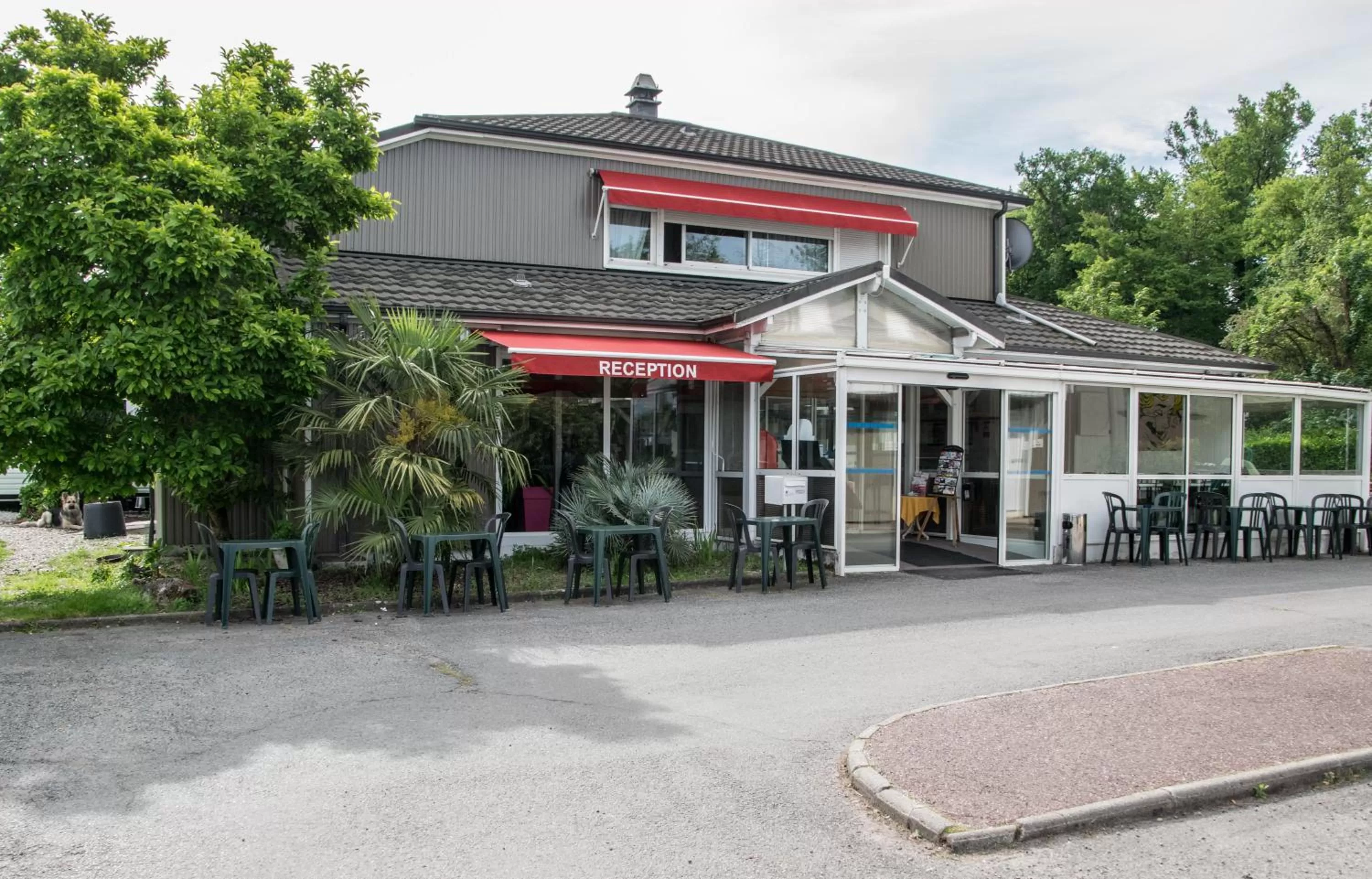 Property building in Fasthotel Artigues