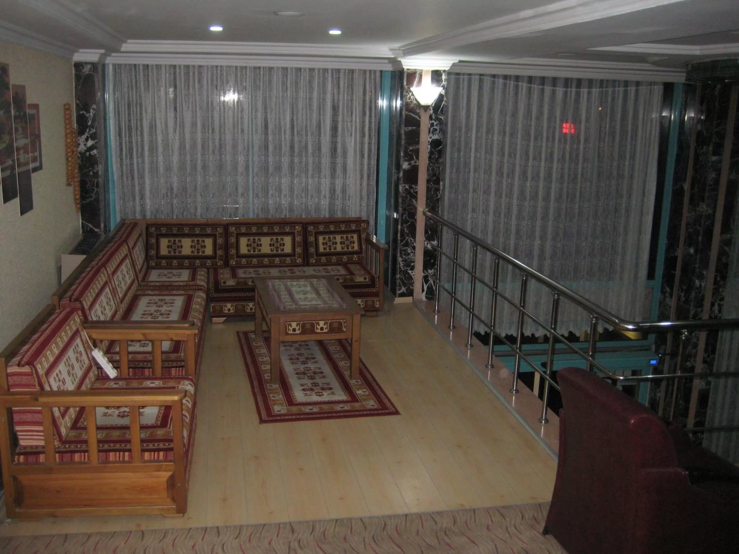 Library, Seating Area in Miroglu Hotel