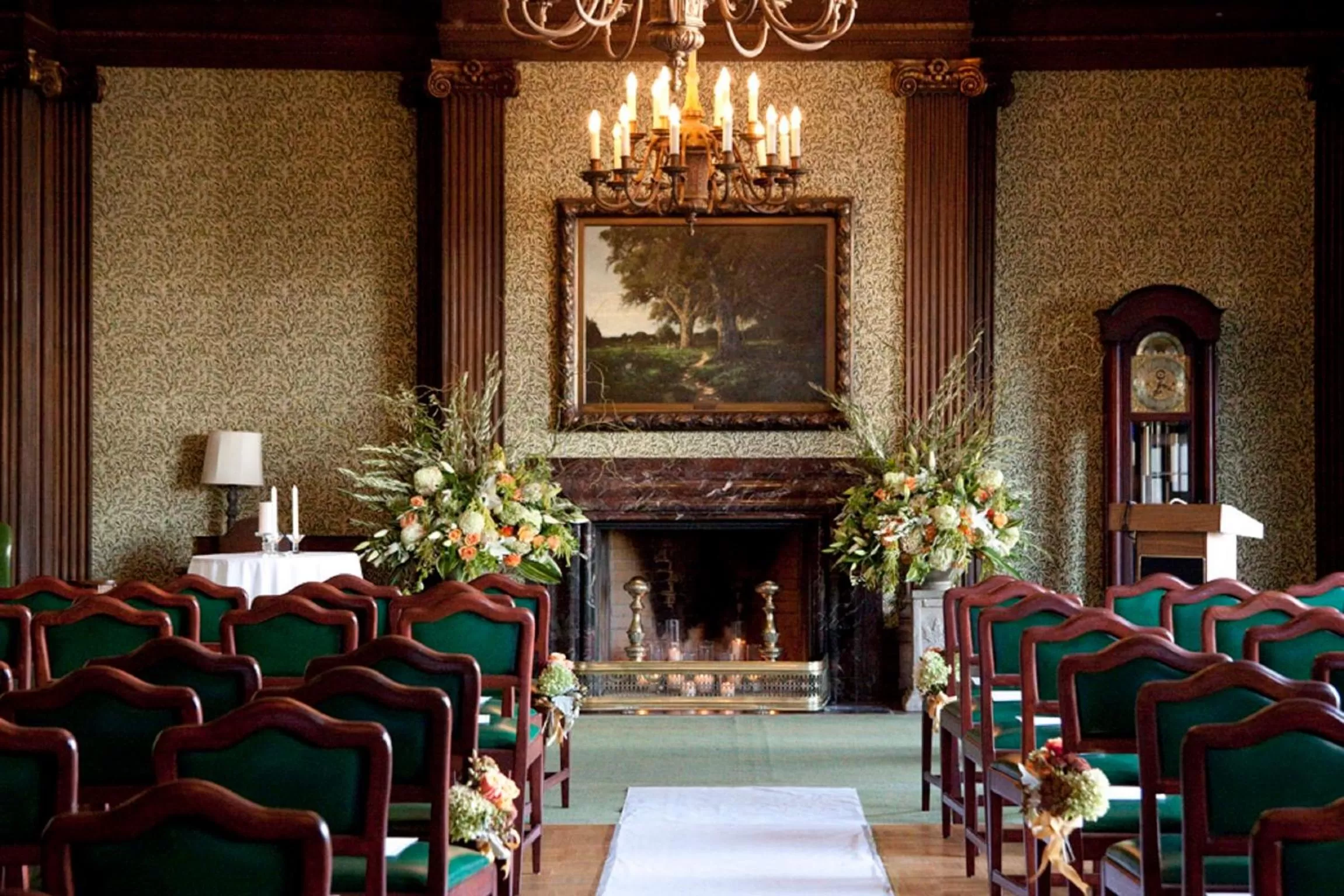 Restaurant/places to eat in University Club of San Francisco