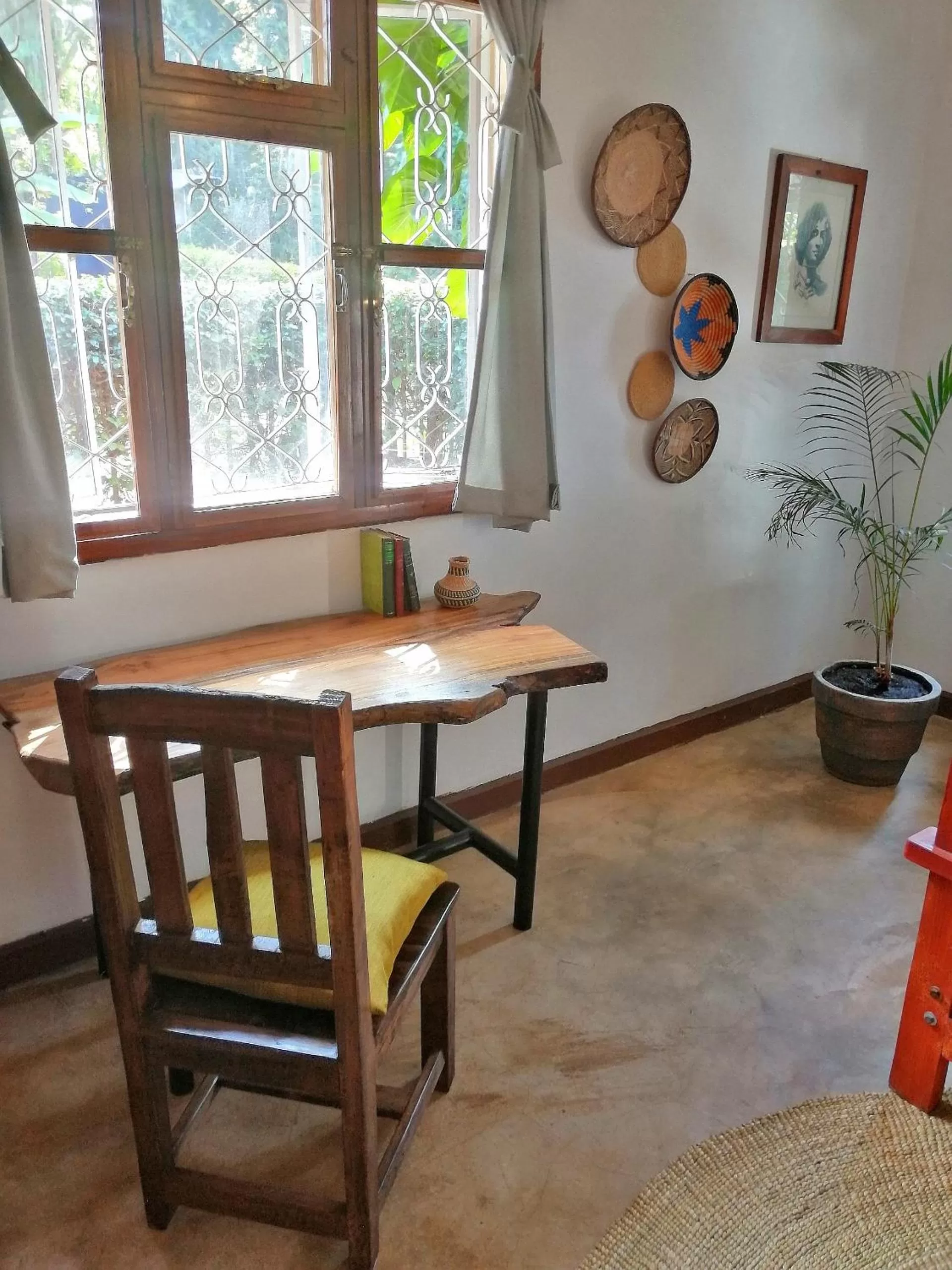 Decorative detail, Dining Area in Utamaduni House B&B