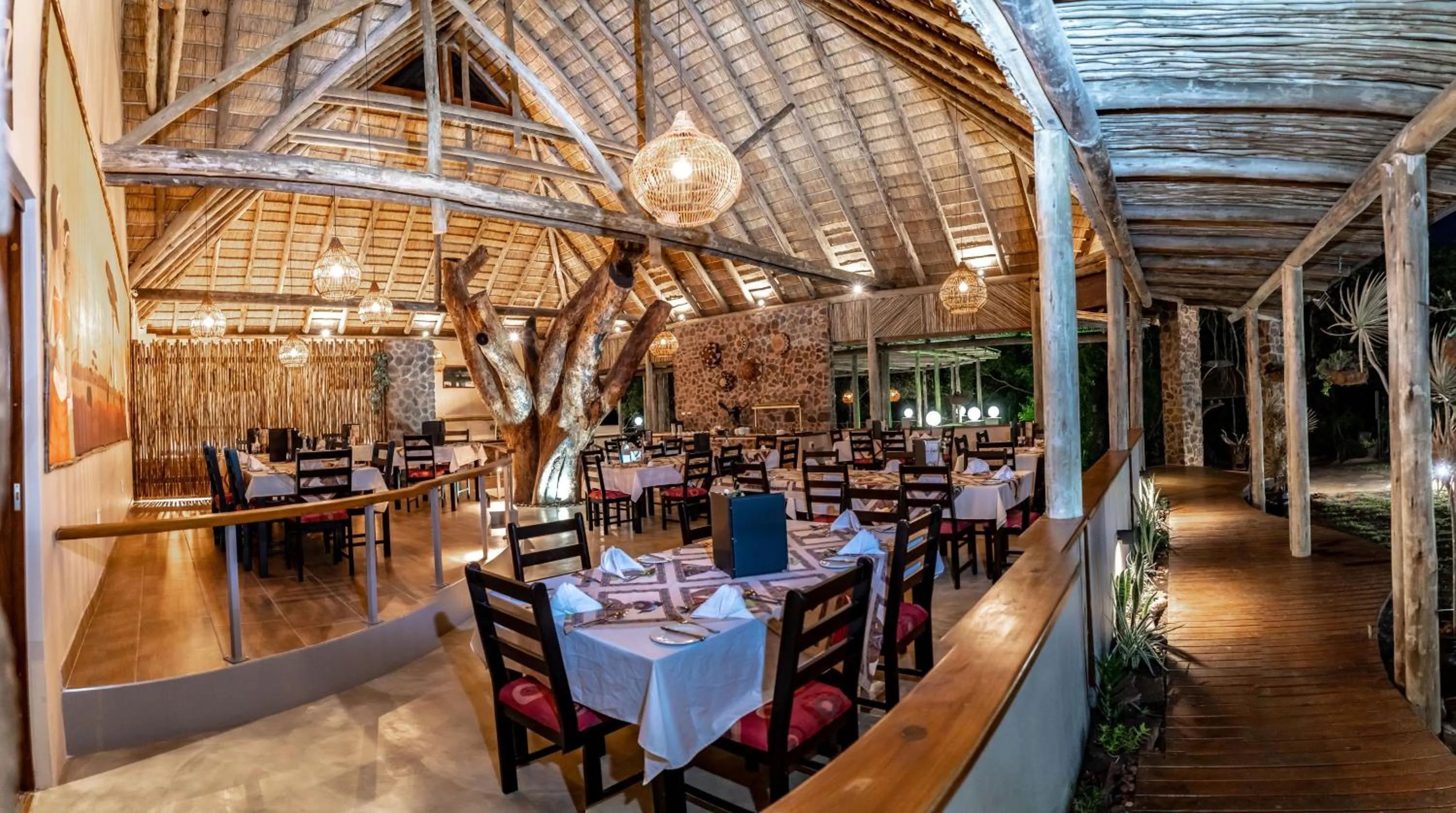Restaurant/places to eat in Gooderson DumaZulu Lodge