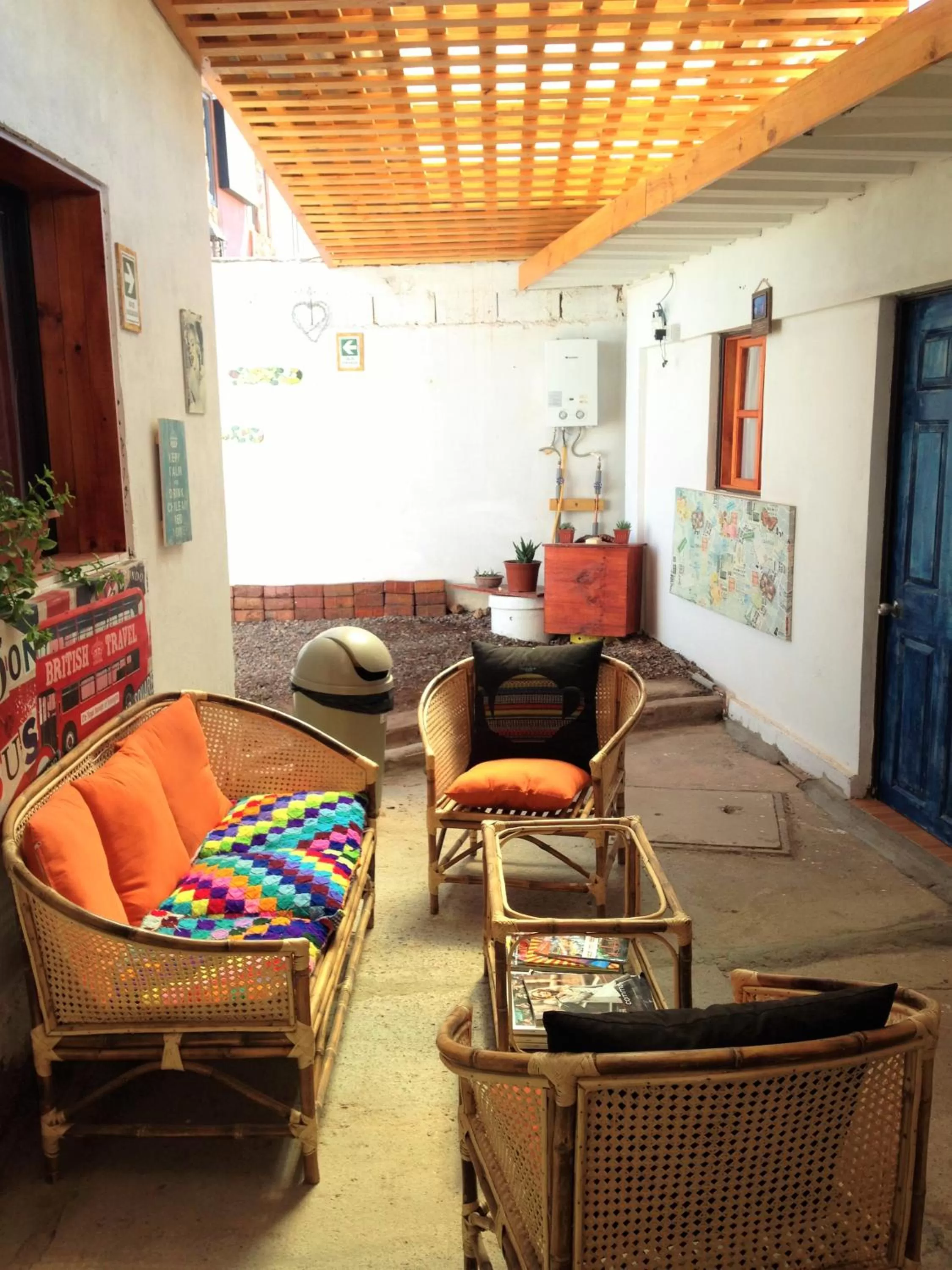 Patio, Seating Area in Hostal Siete Colores