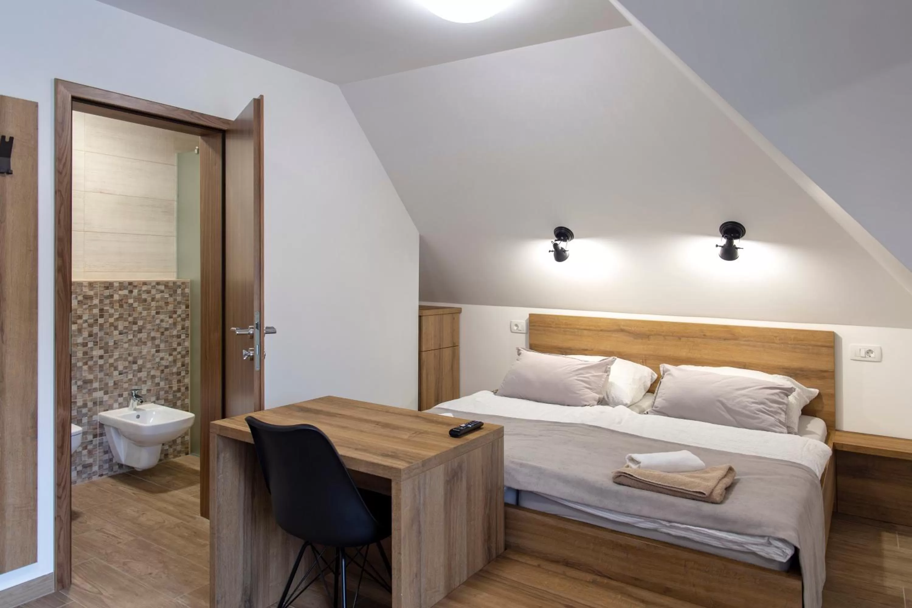 Property building, Bed in Vila Marin Miler