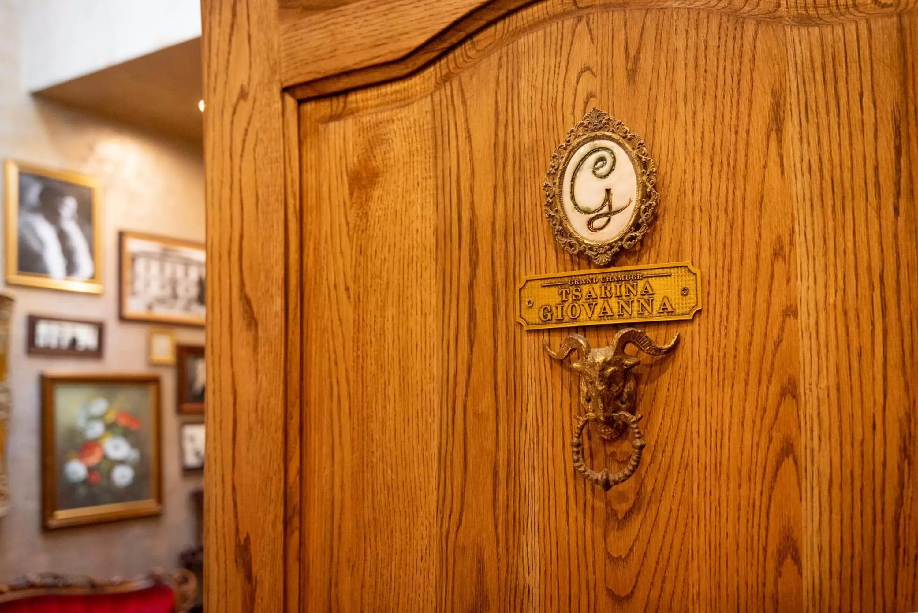 King Suite in Bey House Royal Hotel King Suite in Bey House Royal Hotel