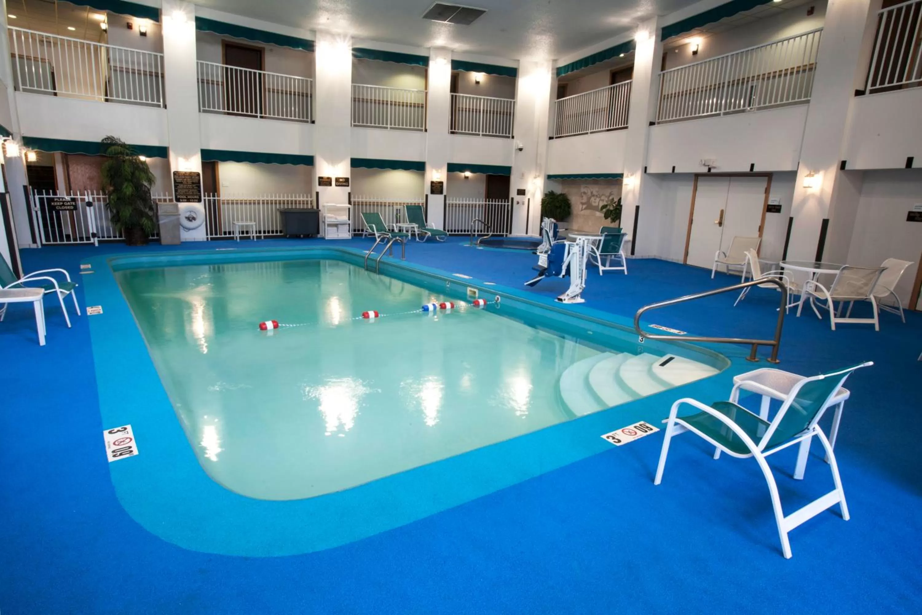 Swimming pool in Ramada by Wyndham Keystone Near Mt Rushmore