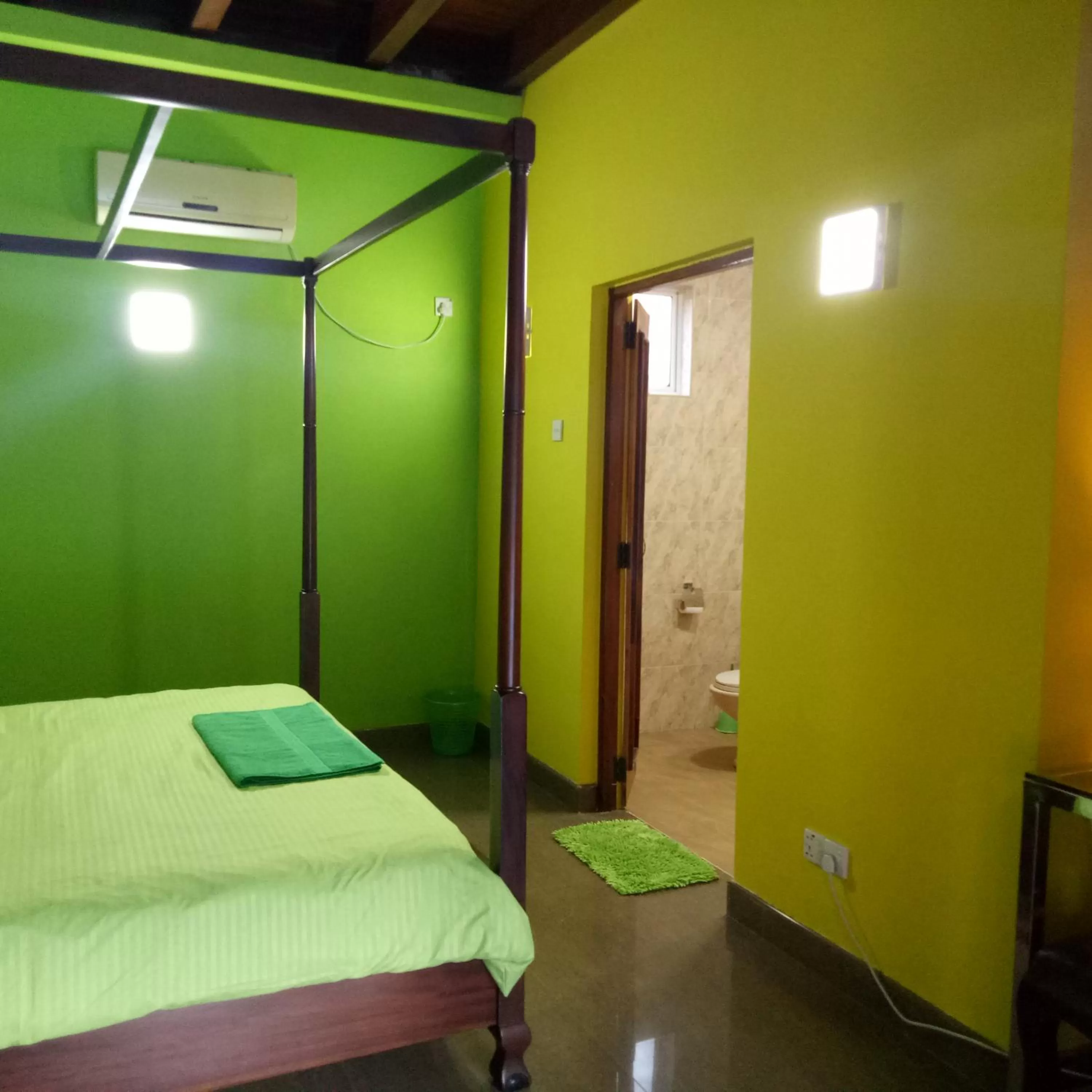 Bedroom, Bed in Palms Villa