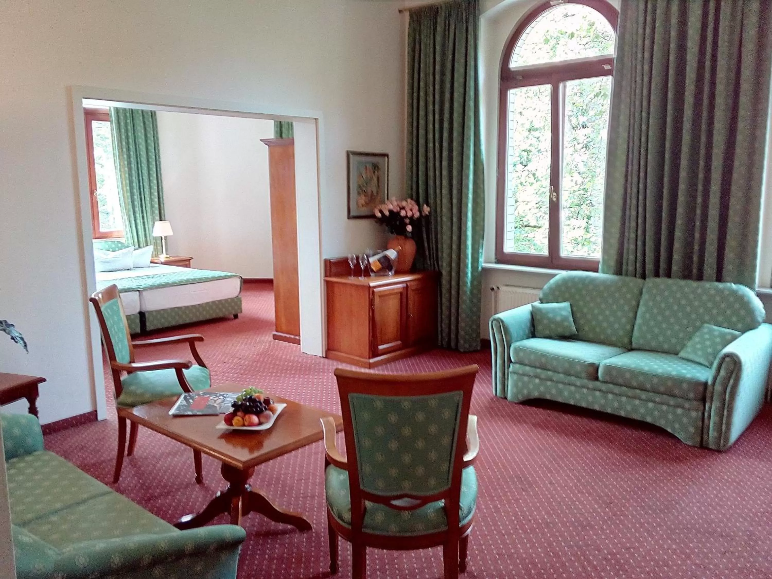 Living room, Bed in Hotel Artushof