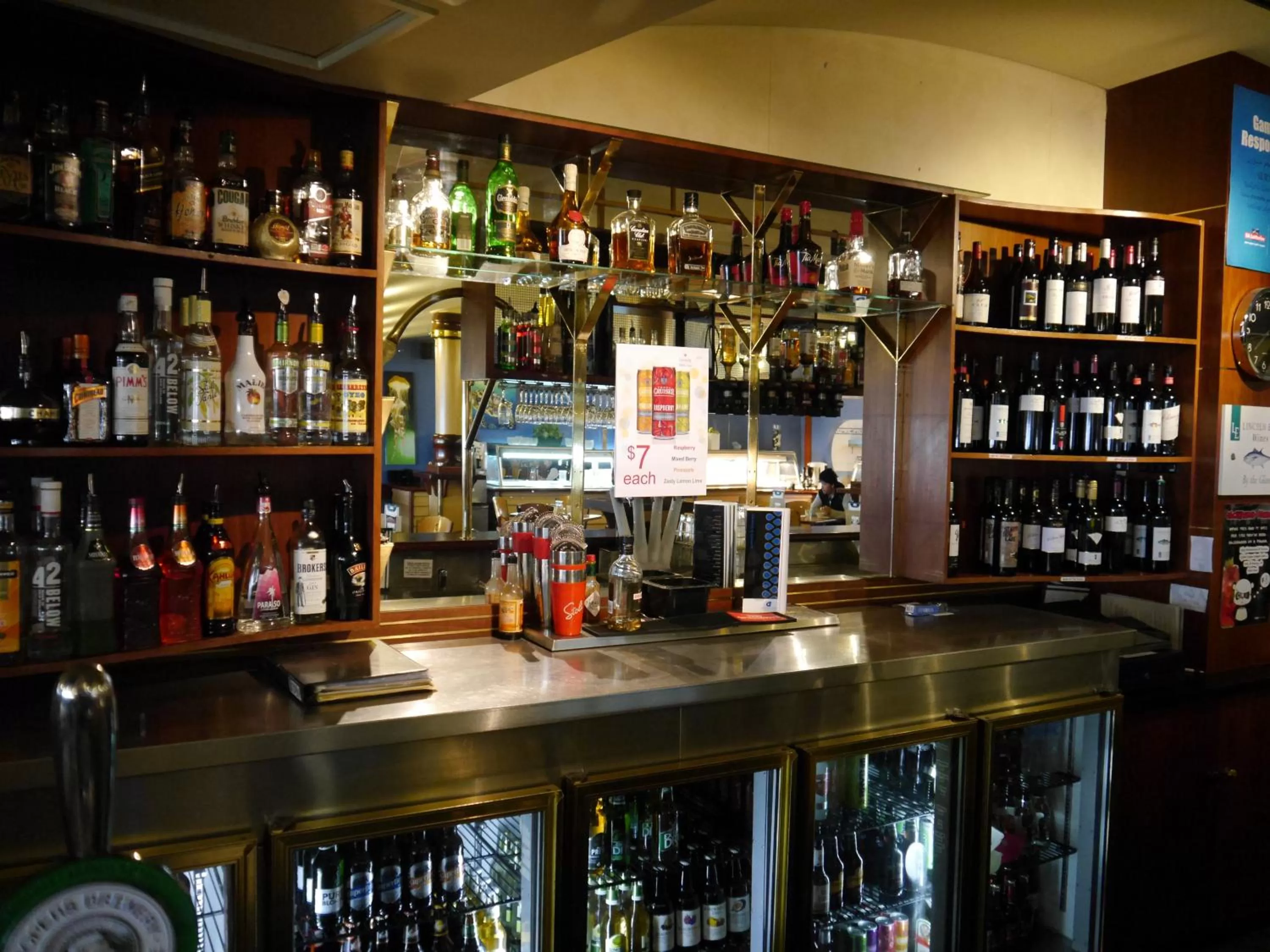 Alcoholic drinks in Grand Tasman Hotel