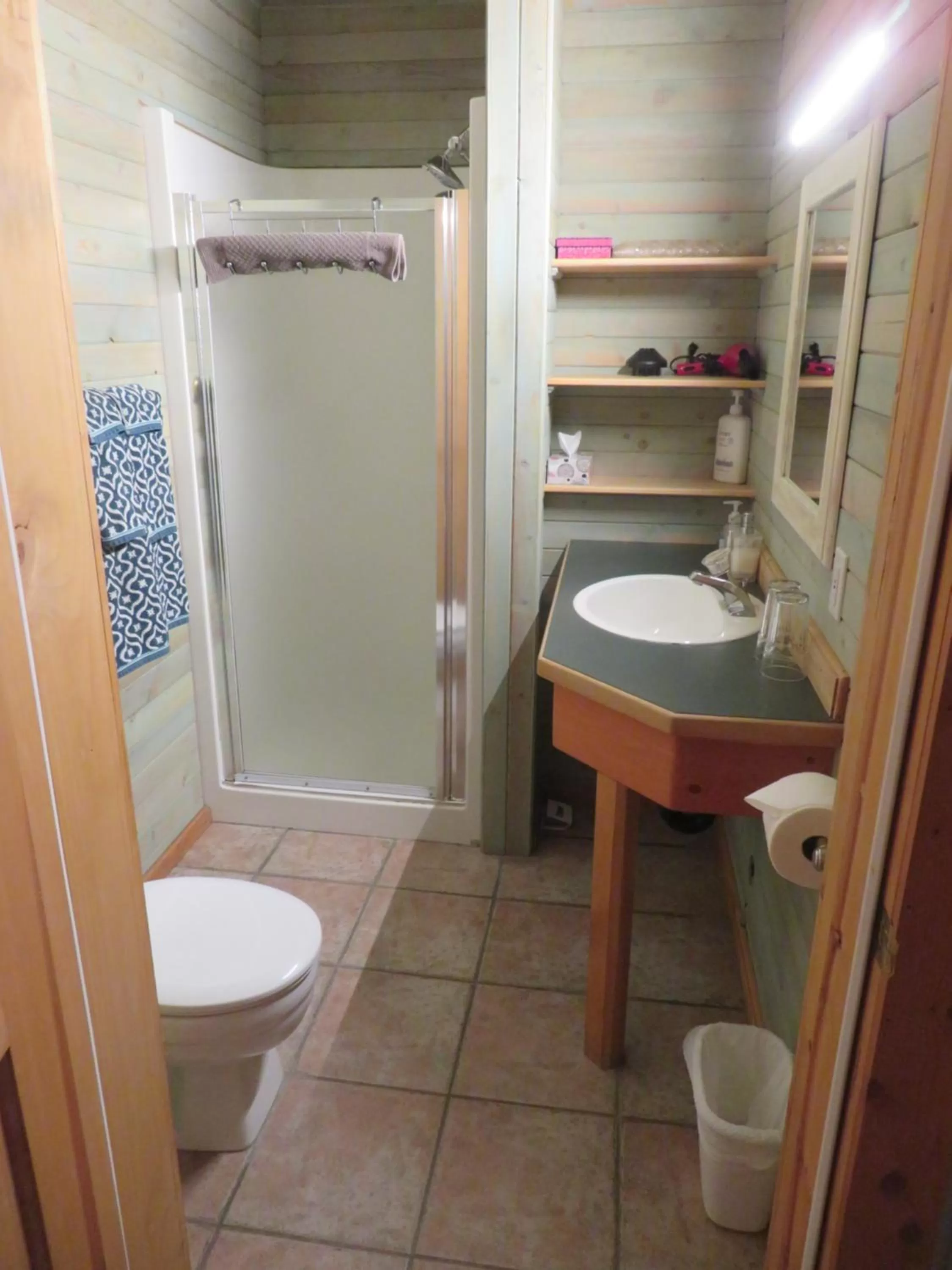 Alpenglow Bed and Breakfast