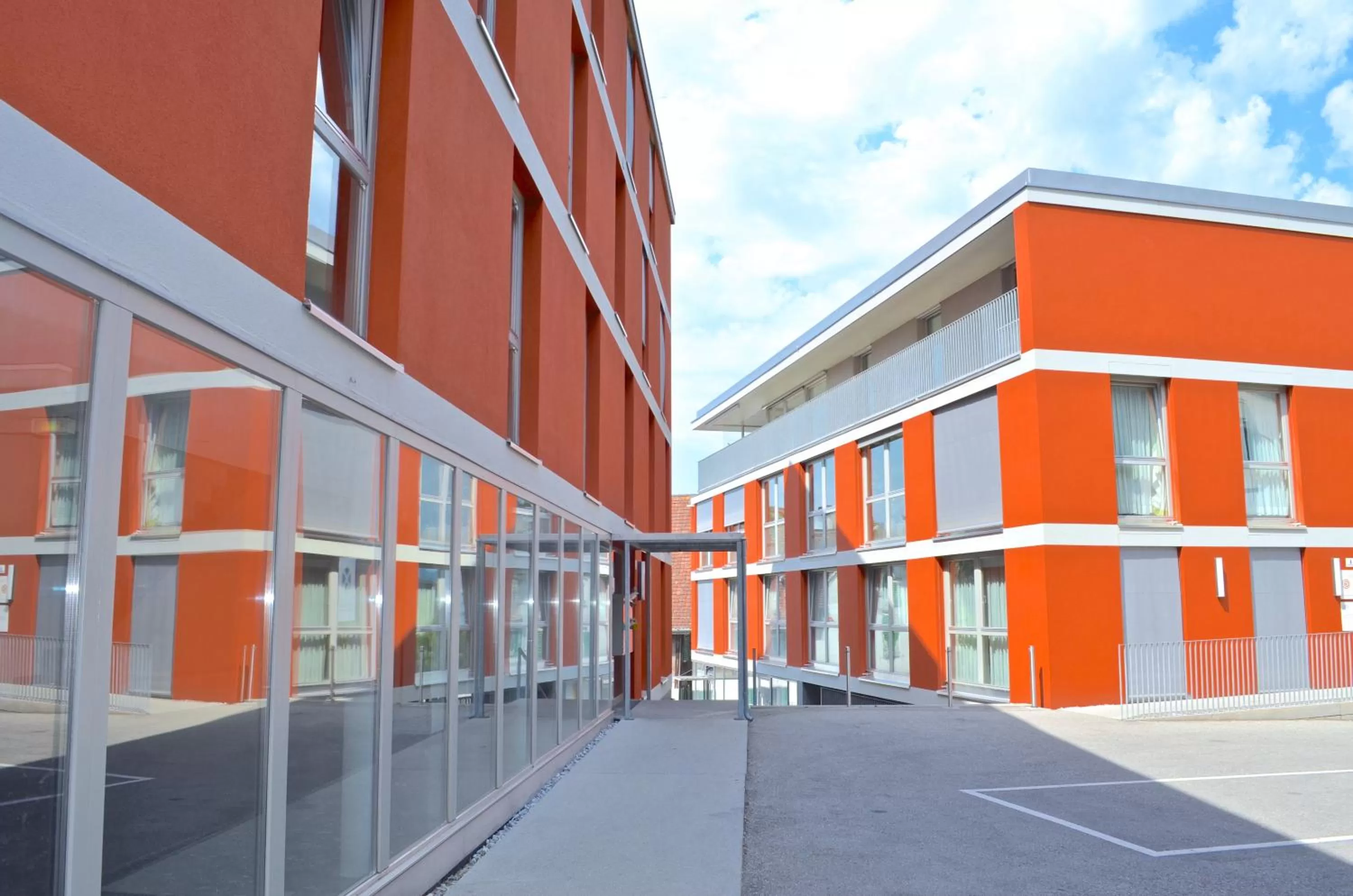 Facade/entrance, Property Building in Business Hotel Maier - kontaktloser Check-in