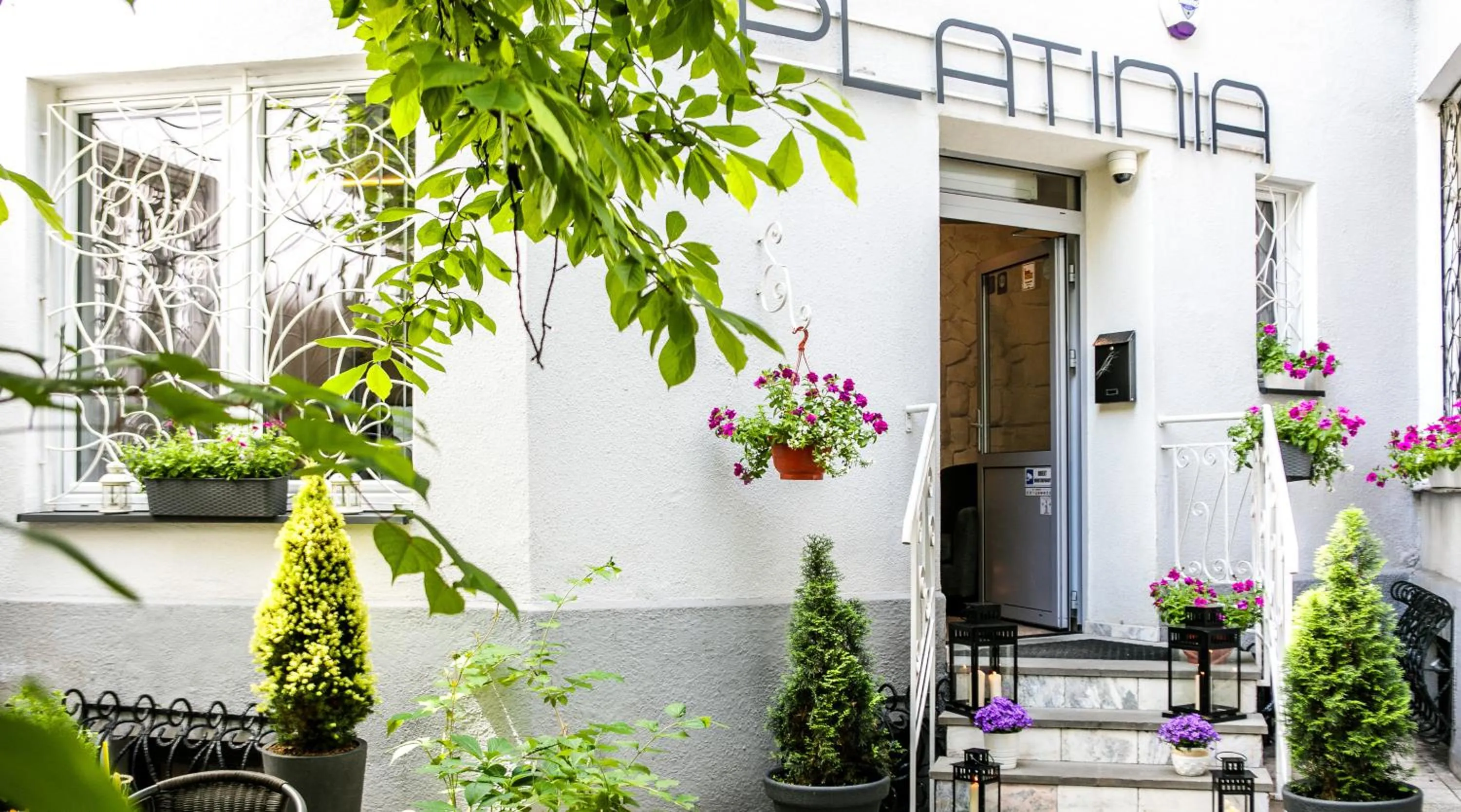 Facade/entrance in Apartamenty Platinia - komfortowe noclegi Kraków Stare Miasto