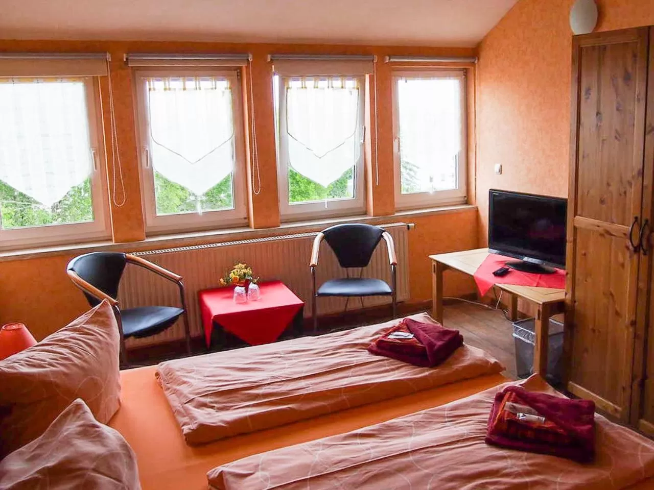 Bed in Pension Haus Saarland