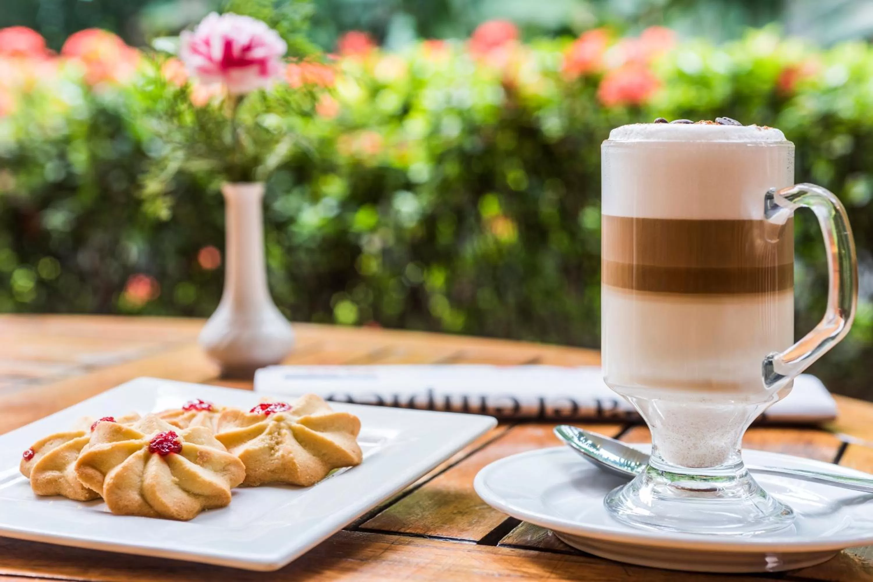 Restaurant/places to eat in Holiday Inn Convention Center by IHG