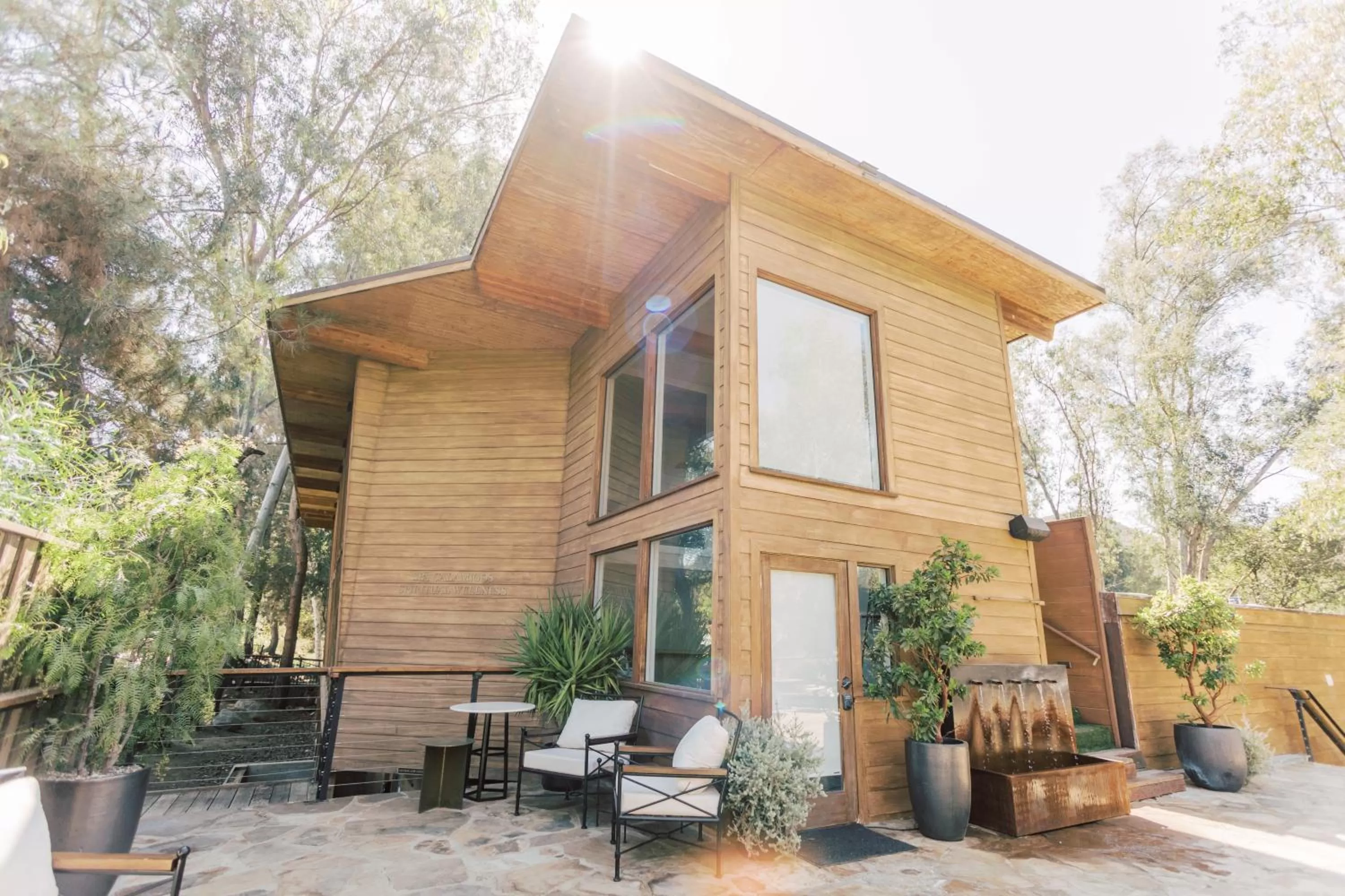 Property building in CALAMIGOS RANCH Resort & Spa