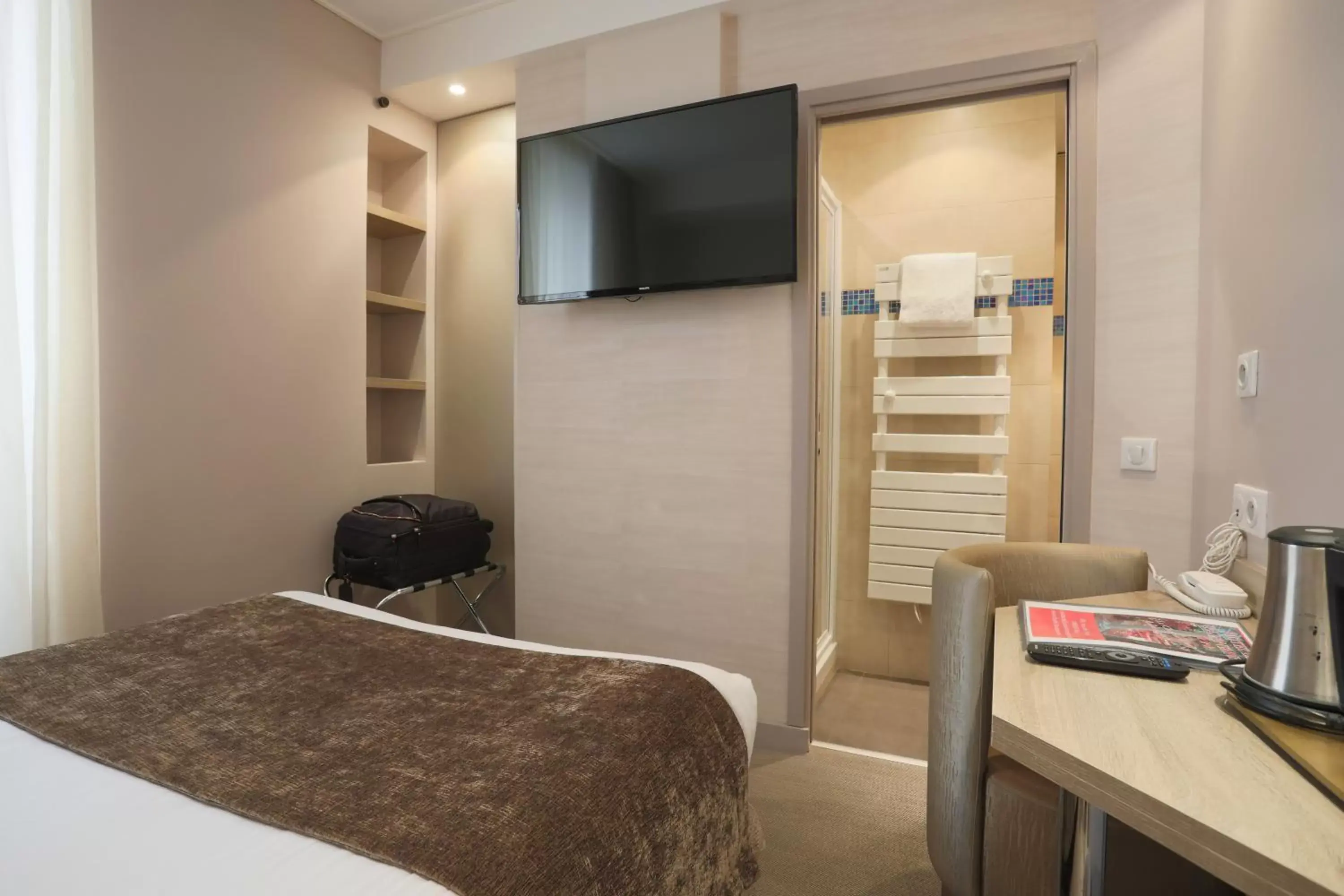 Single Room in Hôtel de la Fontaine Single Room in Hôtel de la Fontaine