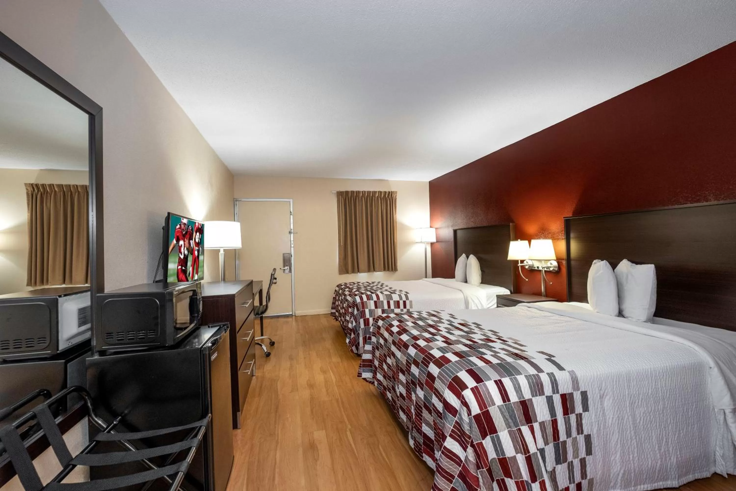 Deluxe Room with Two Double Beds Non-Smoking in Red Roof Inn Knoxville North - Merchants Drive