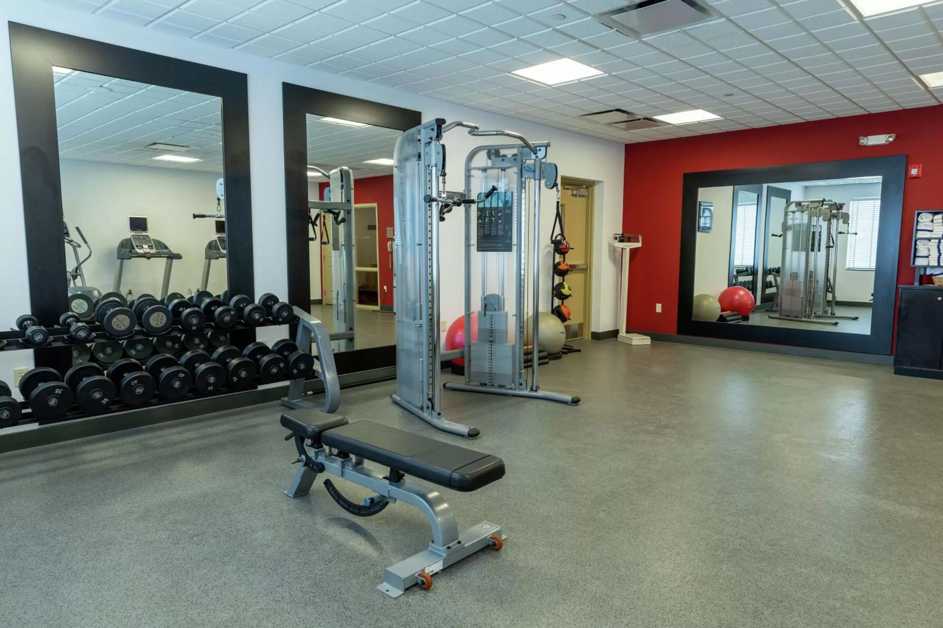 Fitness centre/facilities in Hilton Garden Inn West Des Moines