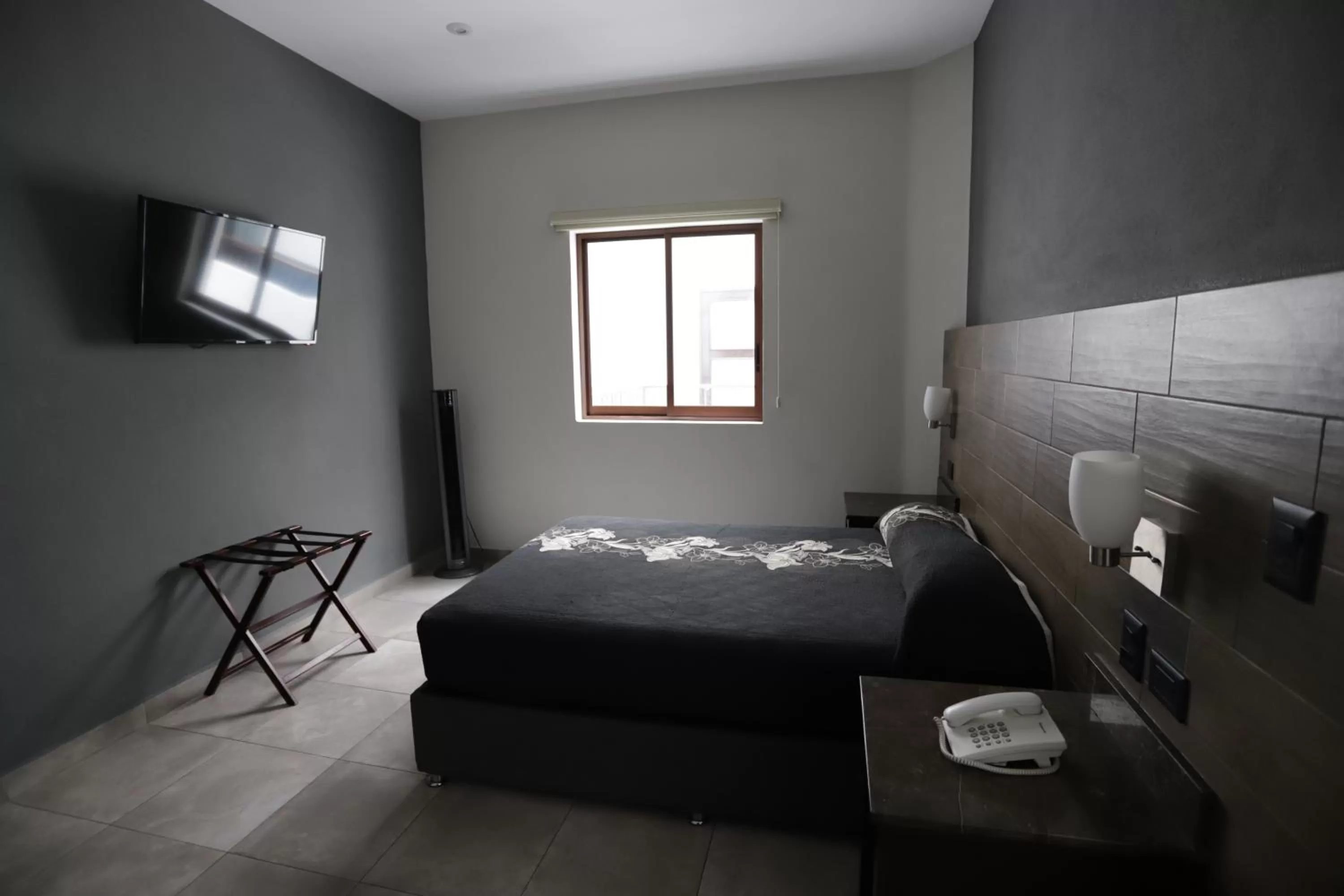 TV and multimedia, Bed in Hotel Sofia