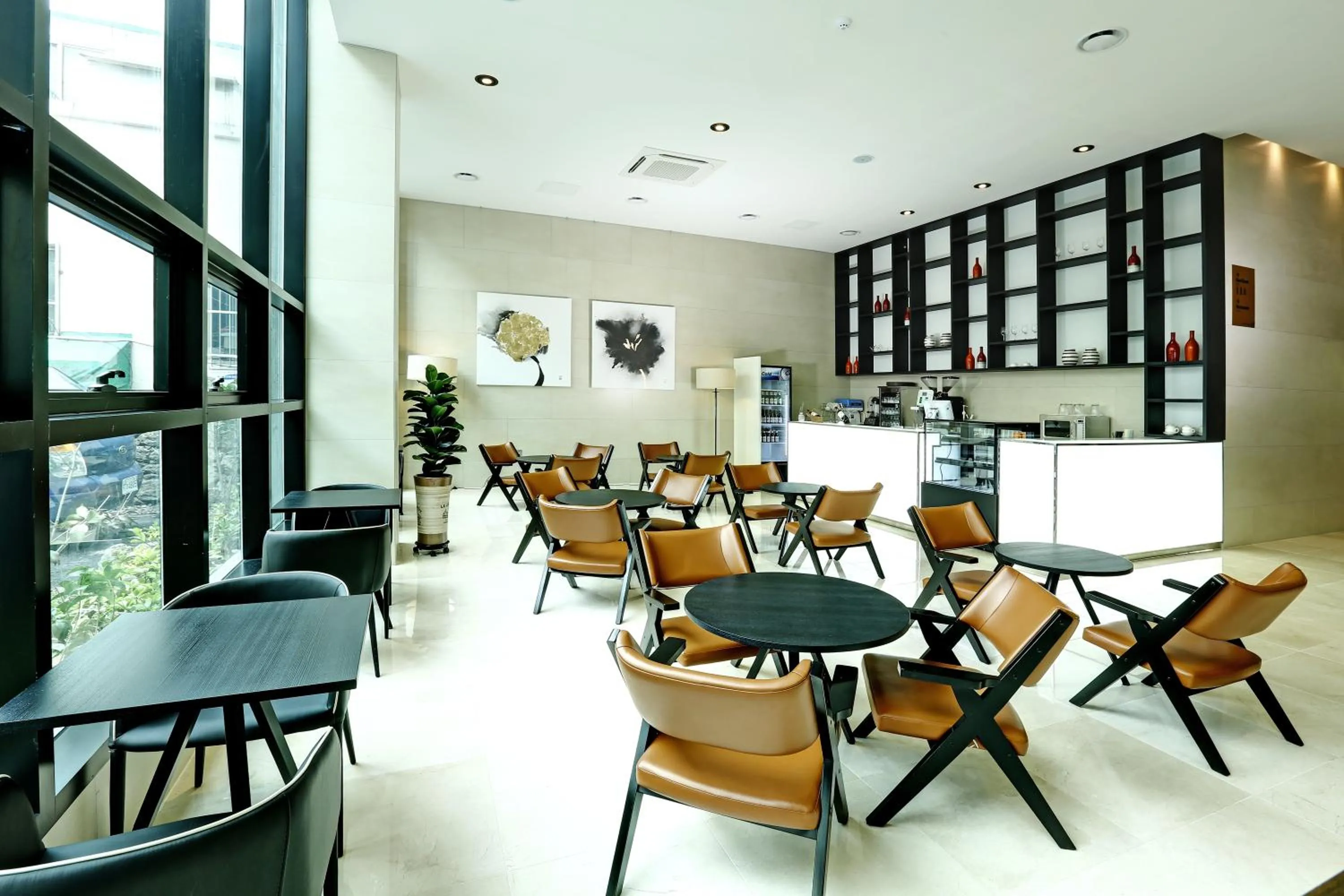 Lobby or reception in Hotel The One