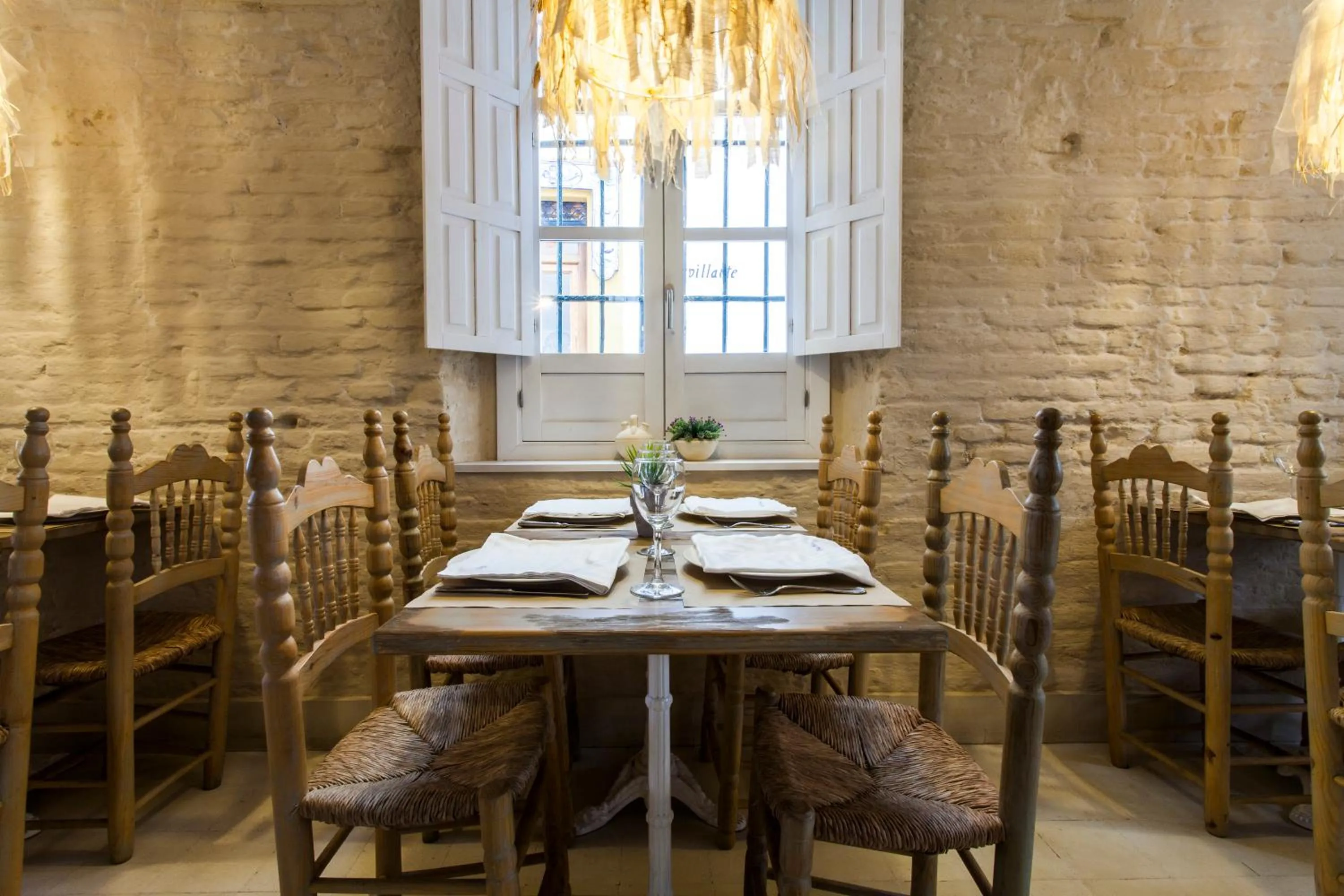 Restaurant/places to eat in Hotel Boutique Elvira Plaza