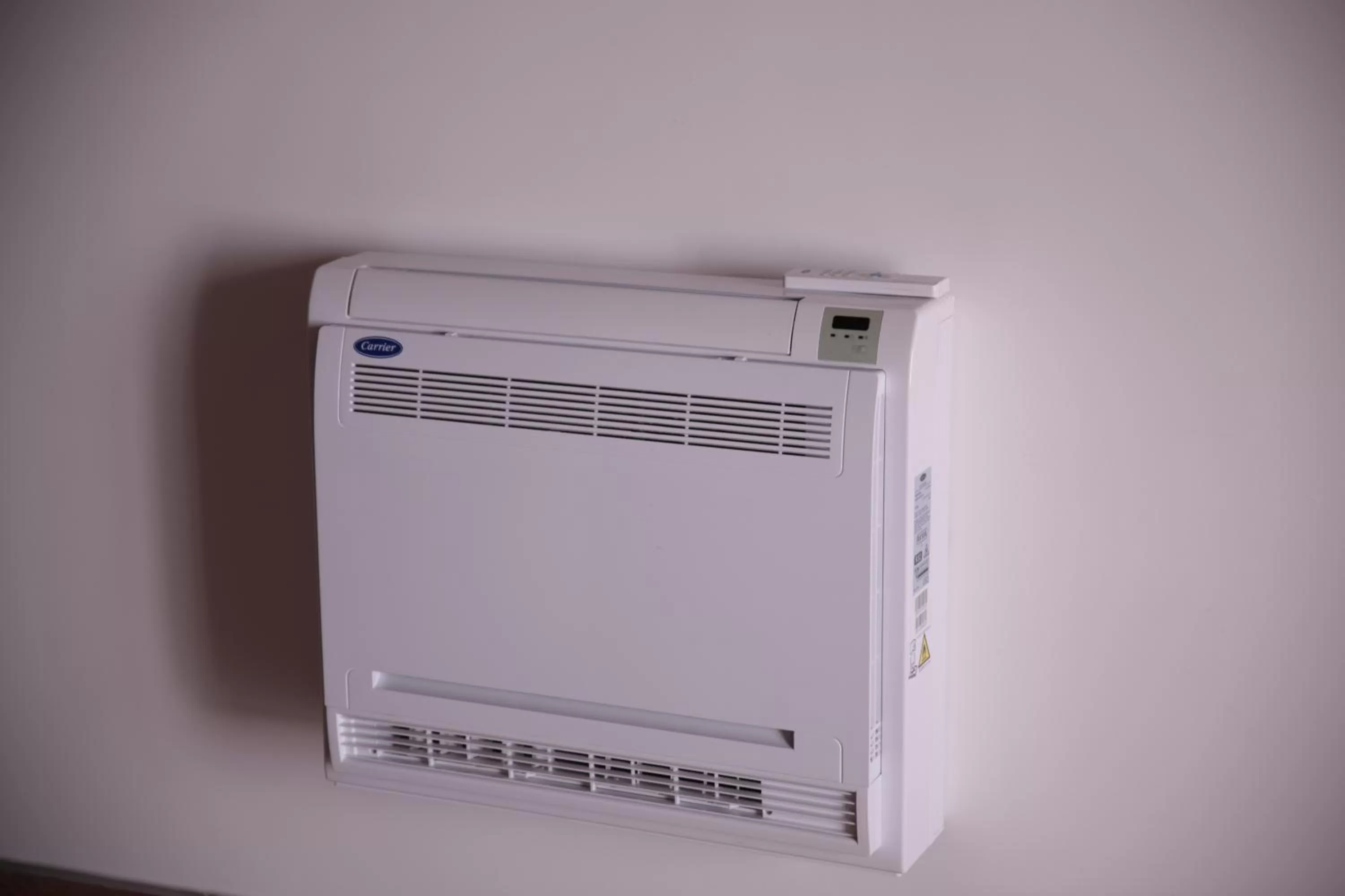 Photo of the whole room in Palazzo Caracciolo del Sole