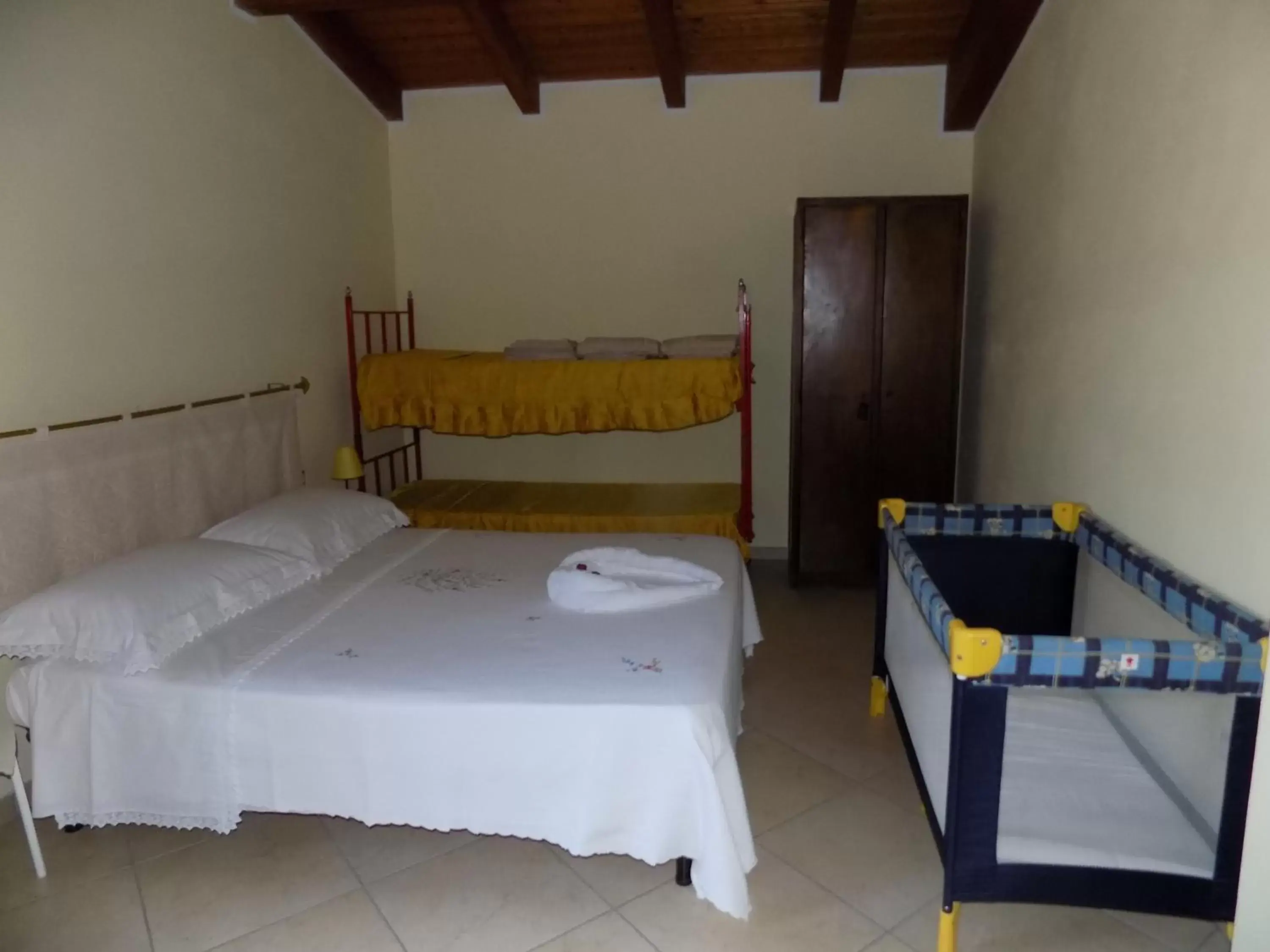 Double or Twin Room in Al Ciclamino Double or Twin Room in Al Ciclamino