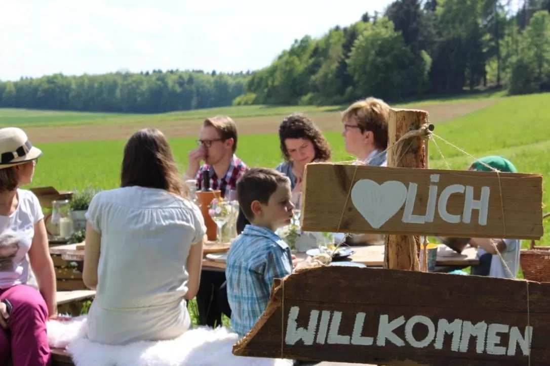 Family in Biohotel-Restaurant Rose