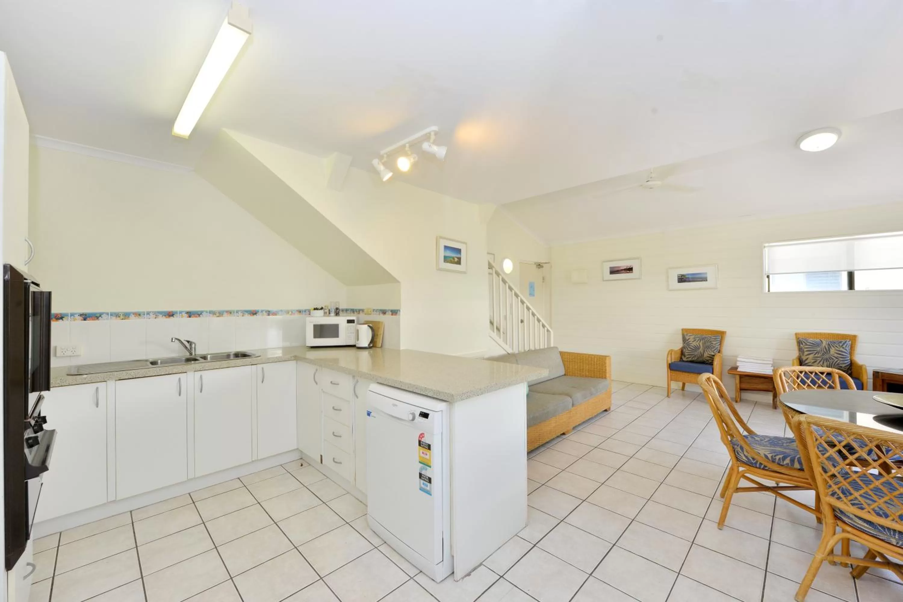 Kitchen or kitchenette in Driftwood Mantaray - Official Onsite Reception and Check In