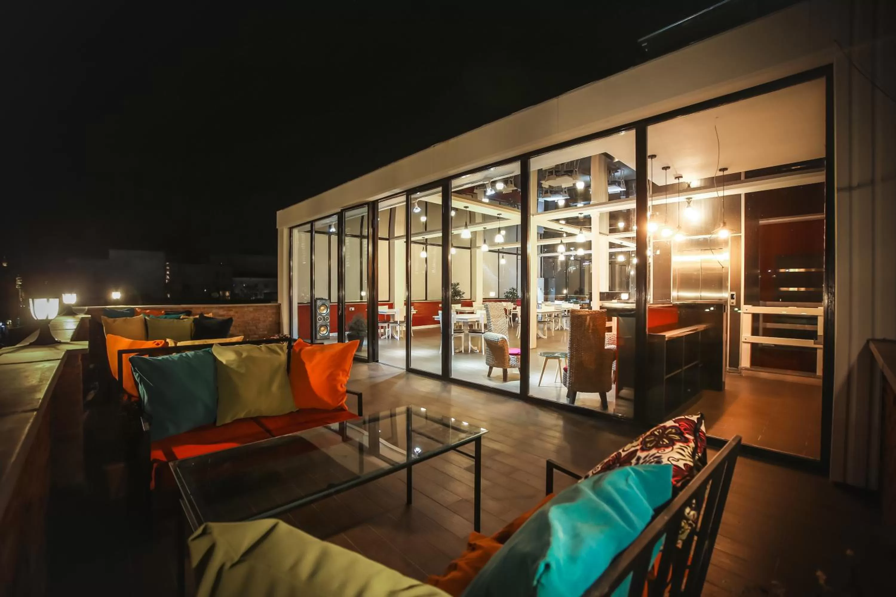 Patio, Restaurant/Places to Eat in Hotel Rero